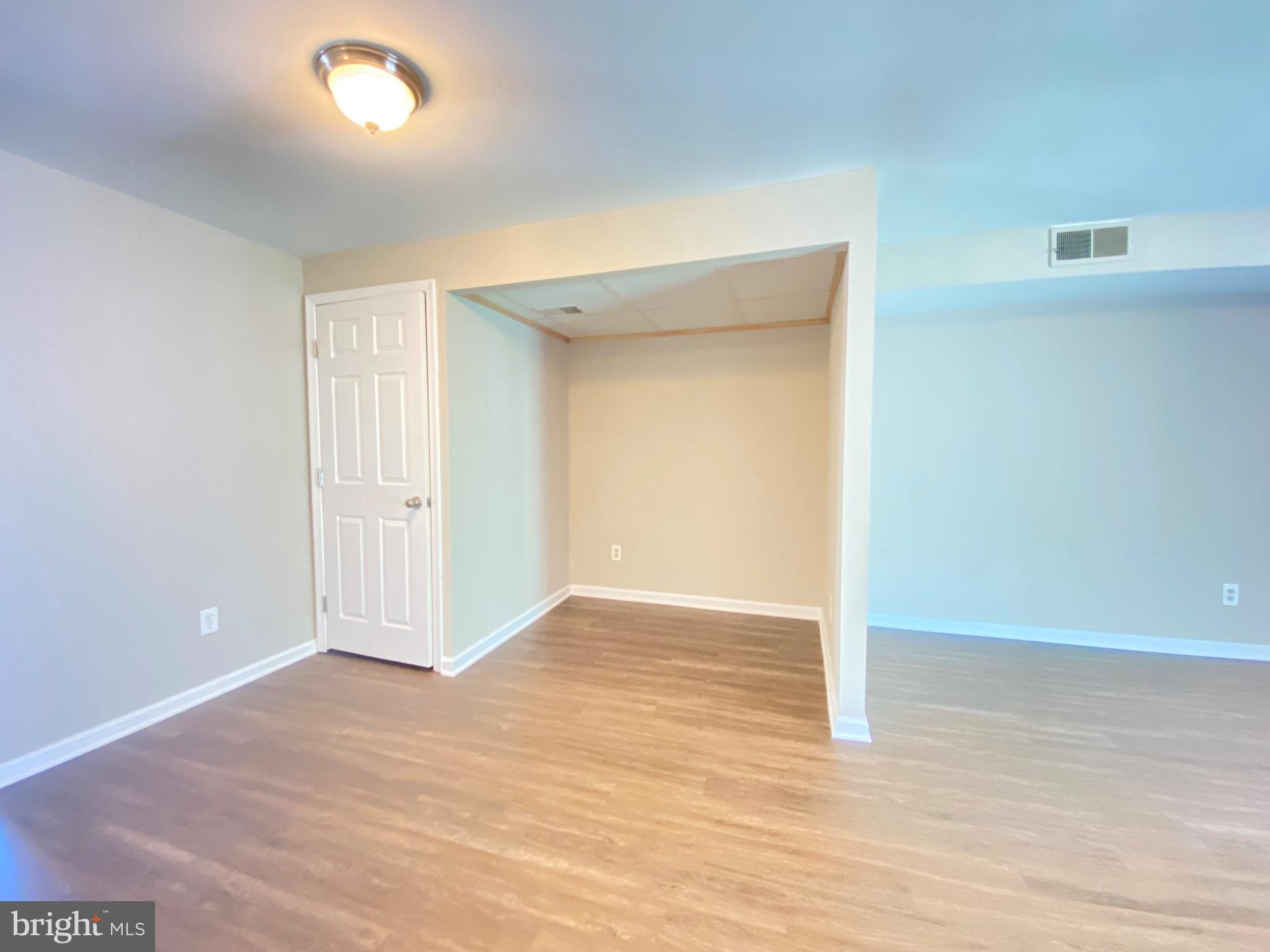 OLDE COLONIAL GREENE - Residential Lease