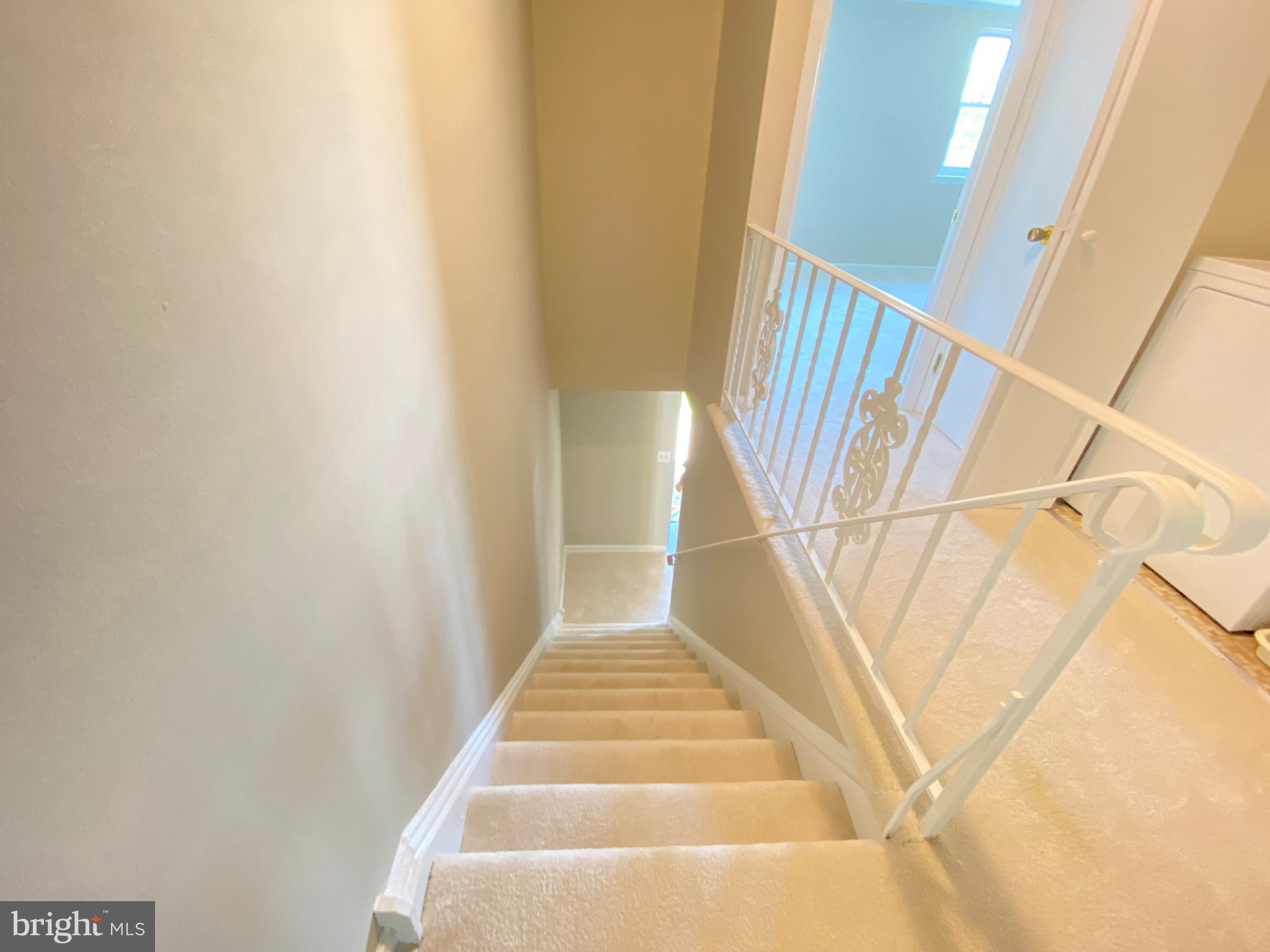 OLDE COLONIAL GREENE - Residential Lease