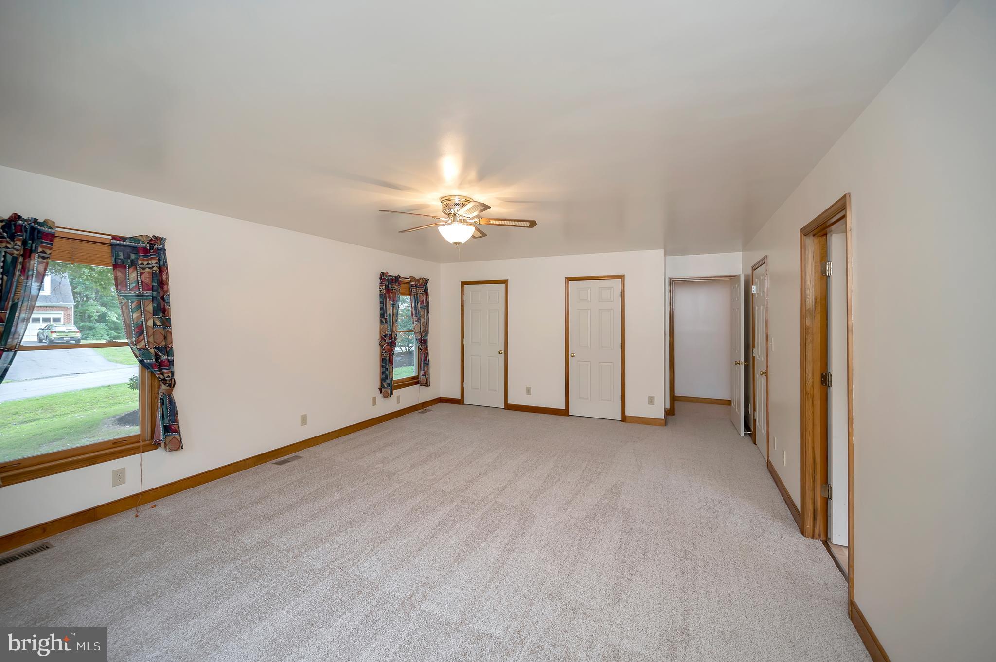 COURTHOUSE COMMONS - Residential