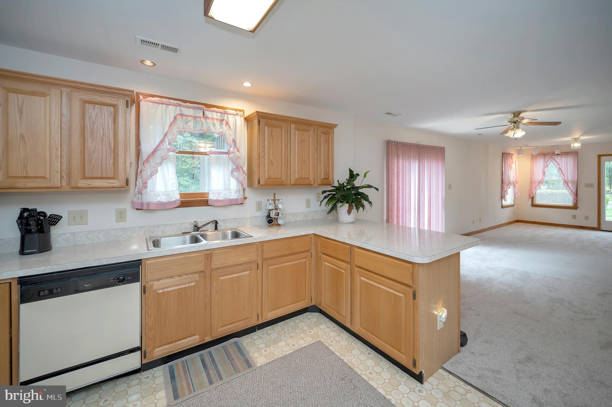 COURTHOUSE COMMONS - Residential