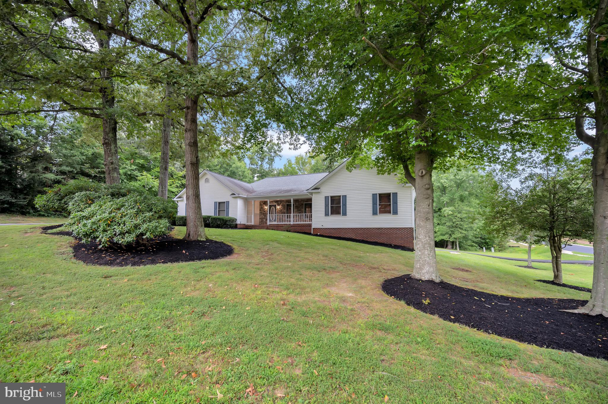 COURTHOUSE COMMONS - Residential