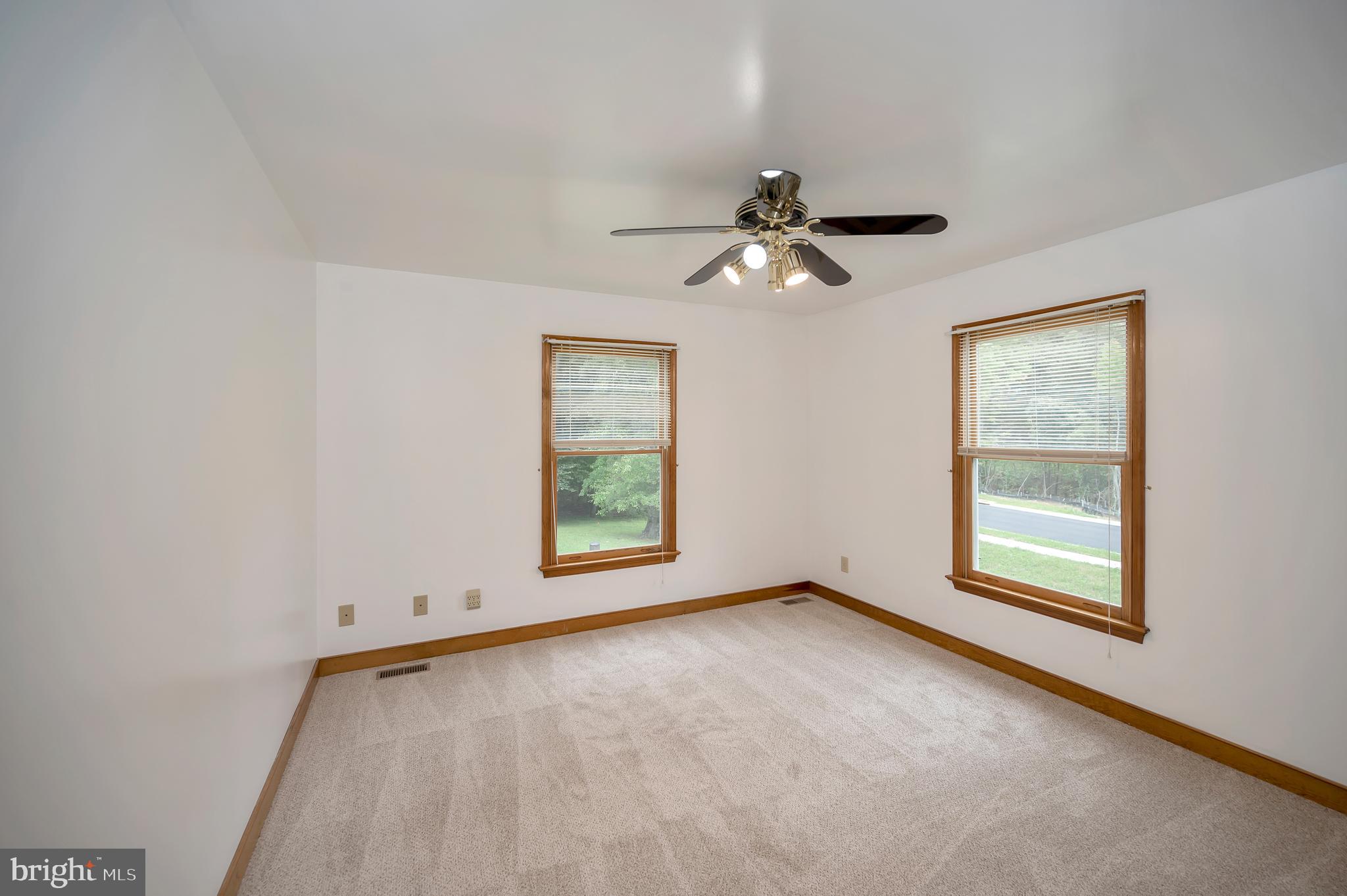 COURTHOUSE COMMONS - Residential