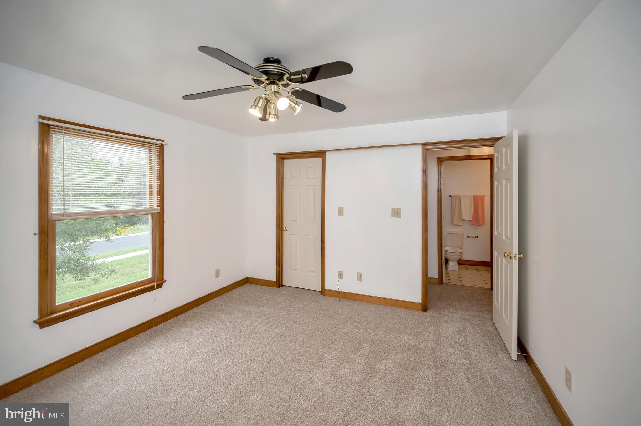 COURTHOUSE COMMONS - Residential