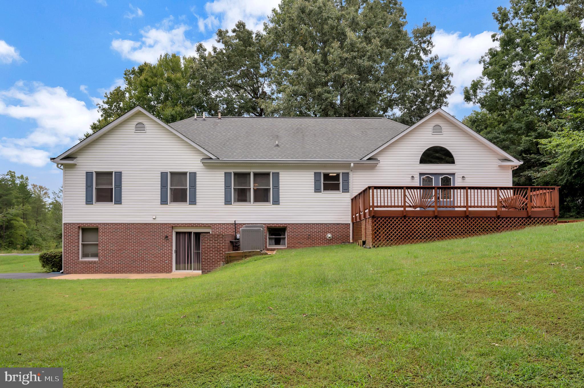 COURTHOUSE COMMONS - Residential