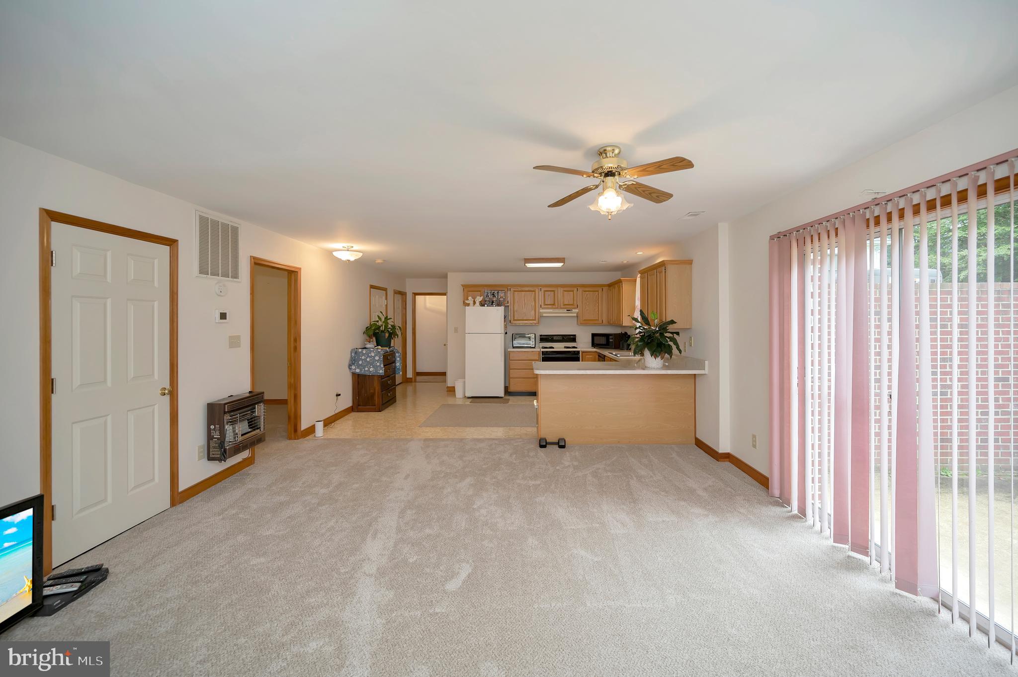 COURTHOUSE COMMONS - Residential