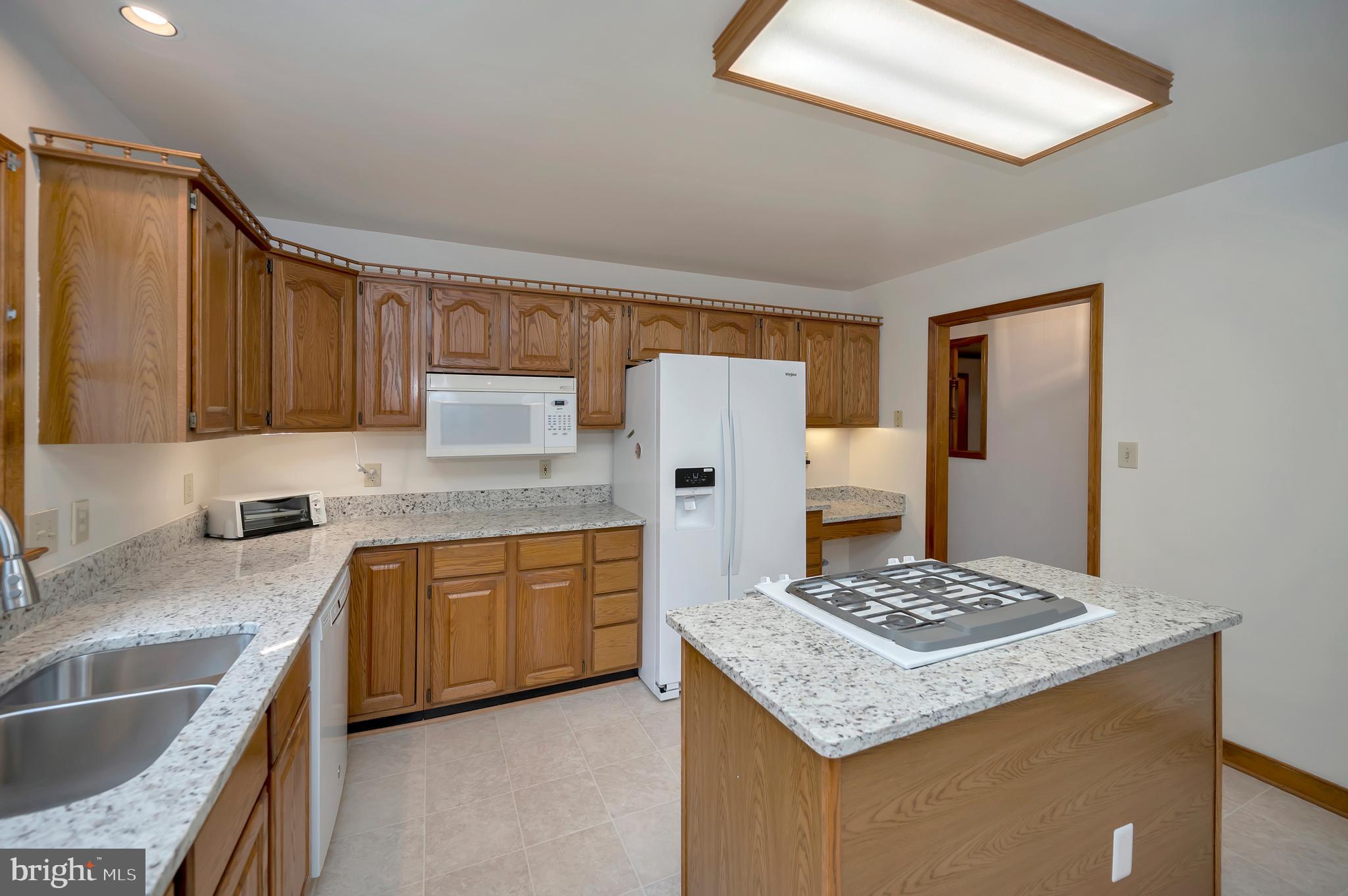 COURTHOUSE COMMONS - Residential