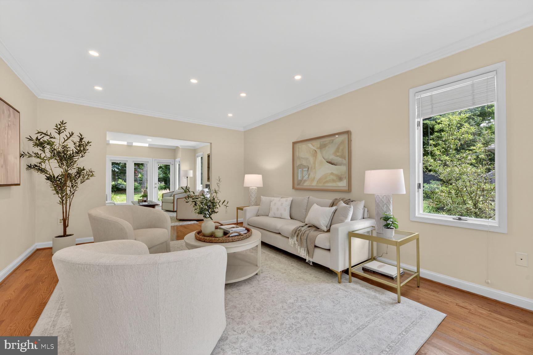 1579 REGATTA LANE