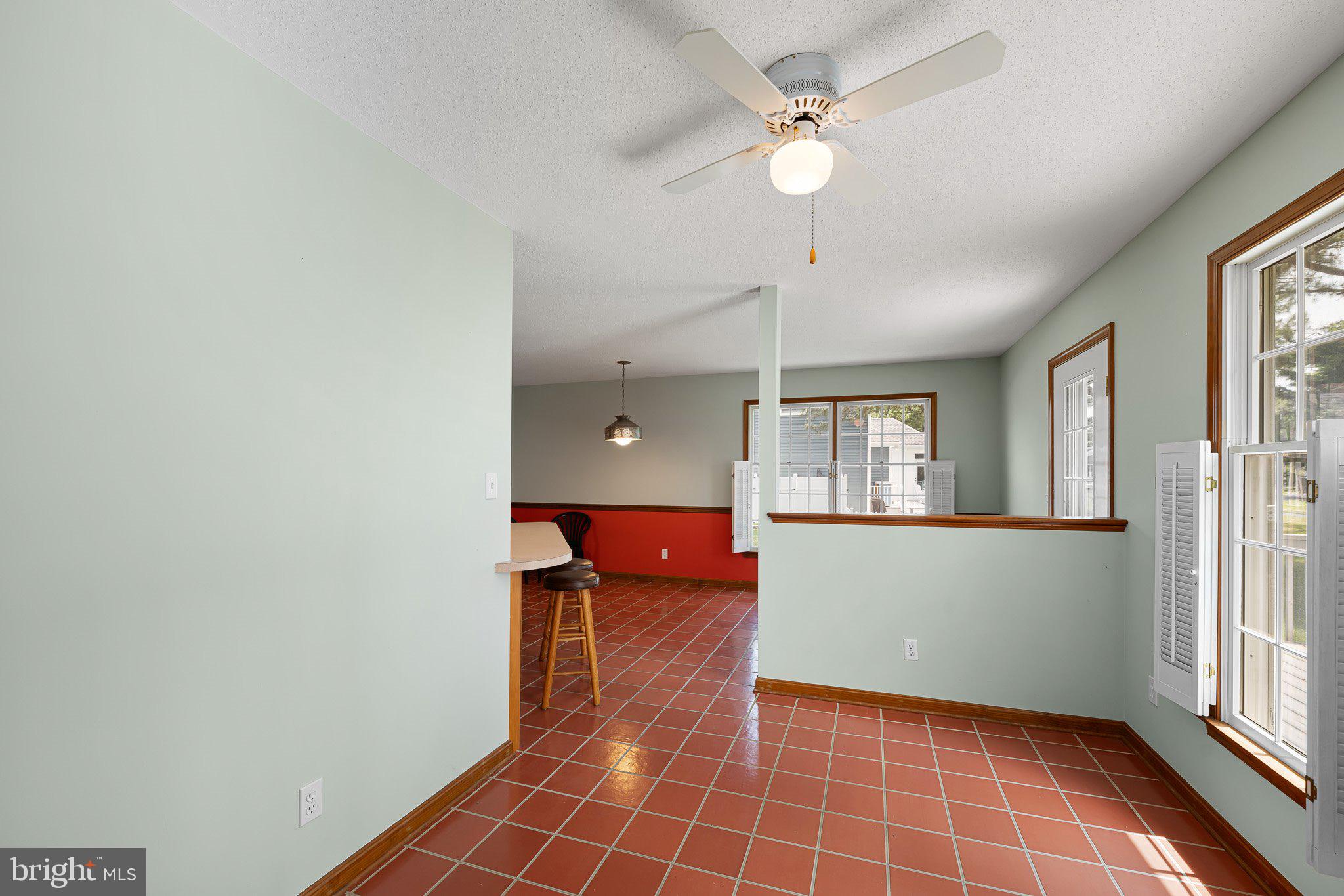 SALT POND - Residential