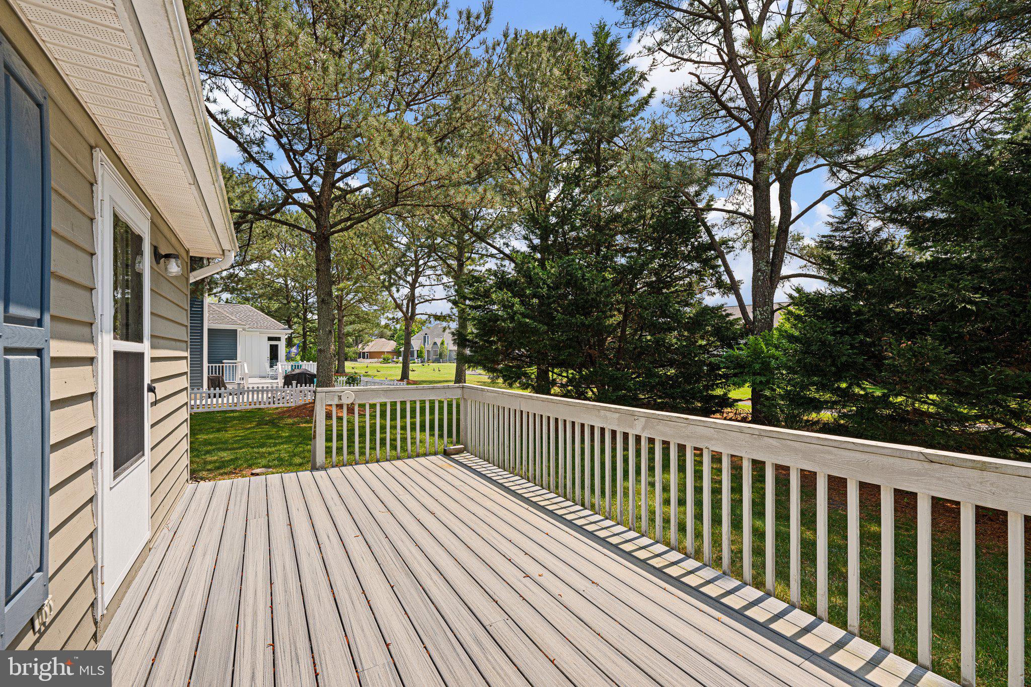 SALT POND - Residential