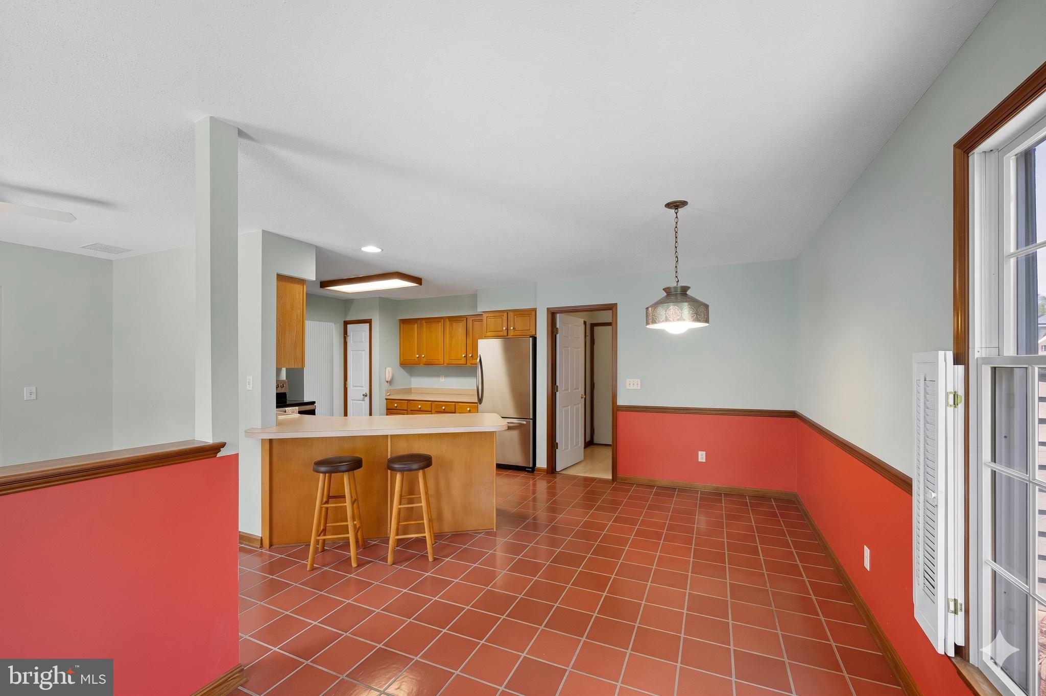 SALT POND - Residential