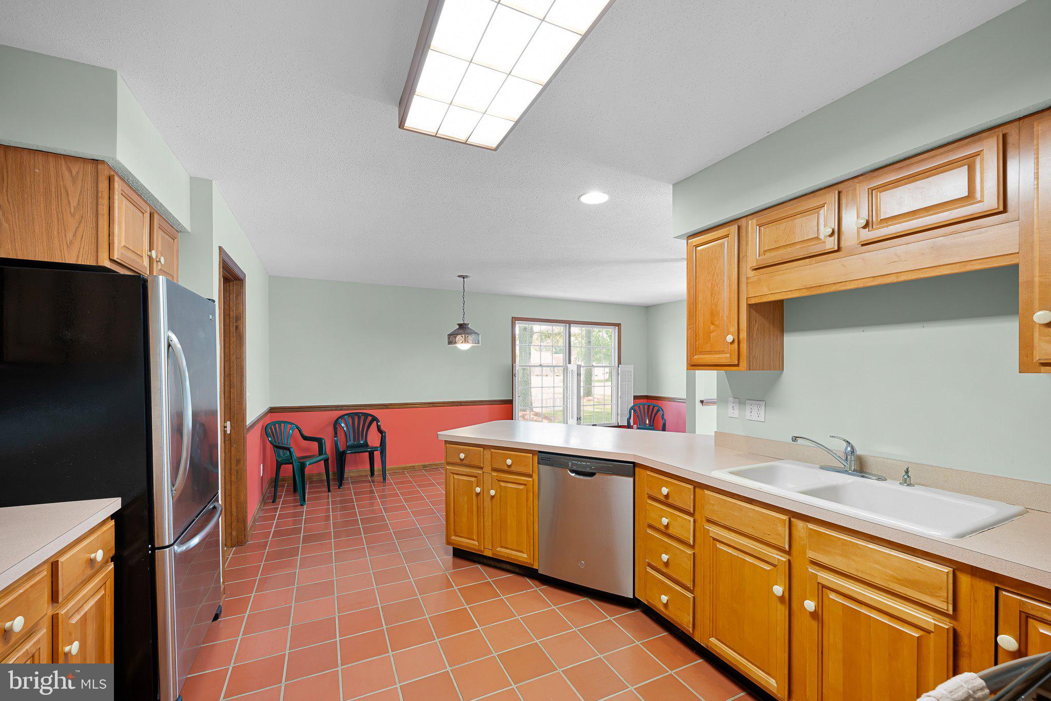 SALT POND - Residential
