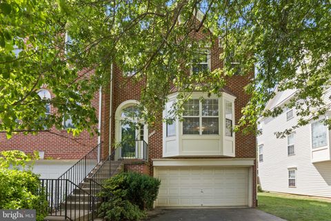 2834 LITTLE FALLS PLACE FALLS CHURCH VA 22042