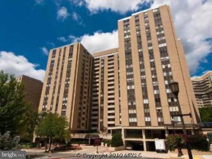 FRIENDSHIP HEIGHTS - Residential Lease