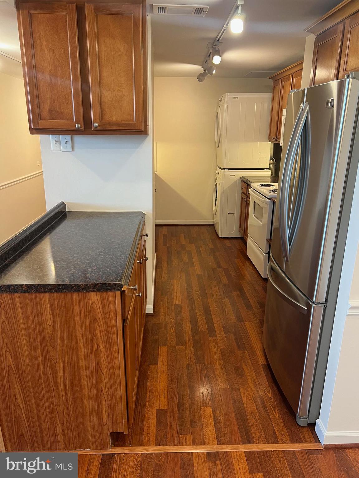 FRIENDSHIP HEIGHTS - Residential Lease