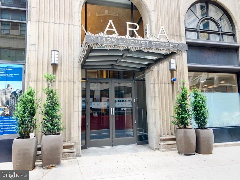 Welcome to the prestigious Aria. This beautiful historic building sits right in the heart of Center City. Gorgeous deluxe luxury one bedroom with 1.5 baths . Beautiful hardwood floors, Gorgeous open kitchen with granite counter tops, stainless steel appliances. The master bath has full frameless glass shower. The half bath is just off the living area with granite vanity and tile. Great custom closets for extra storage. Centrally located to all shopping, transportation, fine dining and the Avenue of the Arts. Laundry in unit. The Aria is has 24/7 Concierge Services. Wonderful amenities on site such as a fitness center, and media room. There are guest suites available to book on site. Inquire through listing agent. Walking distance to Rittenhouse Square.