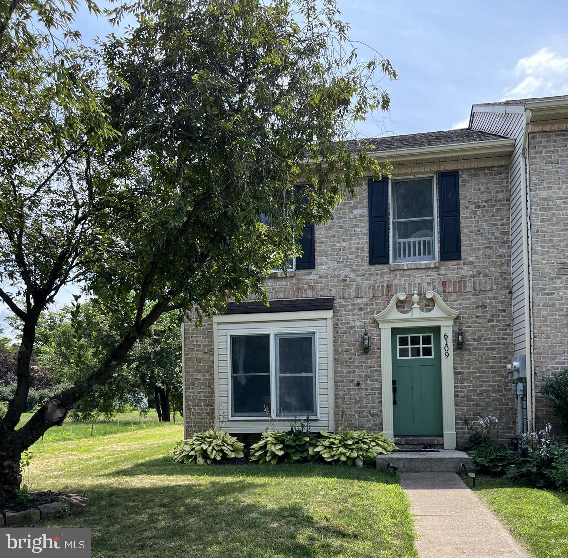 Welcome to 6109 Haymarket Way, a thoughtfully remodeled 3-bedroom, 1.5-bathroom end-unit townhome located in the sought-after Hampden Court neighborhood of Mechanicsburg, PA 17050.
This spacious home features a bright living and dining area, generously sized bedrooms, and a fully finished basement—ideal for a home office, gym, or additional storage. Enjoy central air conditioning and forced-air heating for year-round comfort.
As an end-unit, the property offers enhanced privacy and a larger yard space. Conveniently situated just off Carlisle Pike, you’ll have quick access to shopping, dining, and major commuting routes.
Located within the highly desired Cumberland Valley School District, this home is a perfect fit for comfort, convenience, and community.
Don't Miss this opportunity
schedule showing Today!