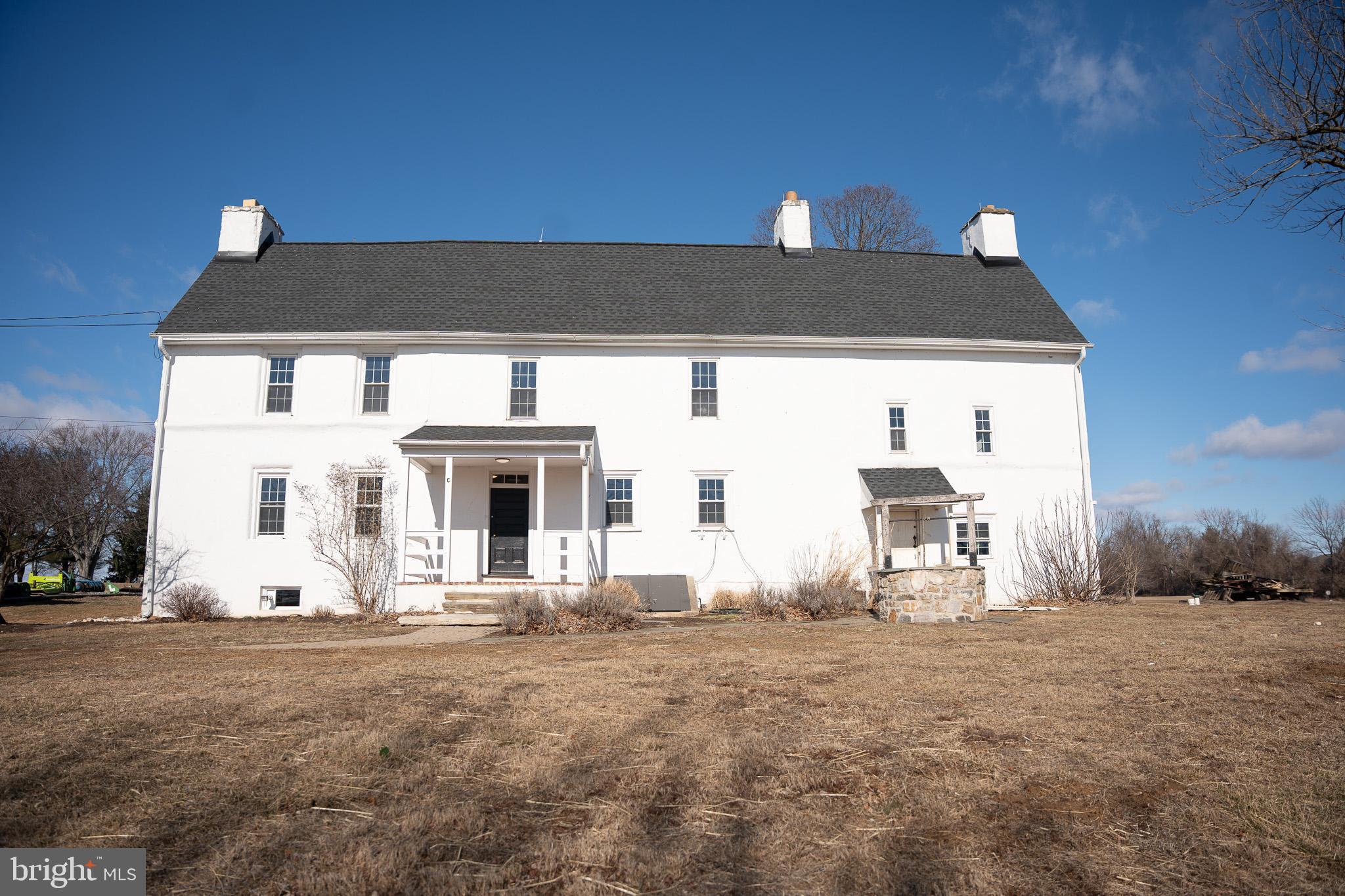 395 BISHOP HOLLOW ROAD C