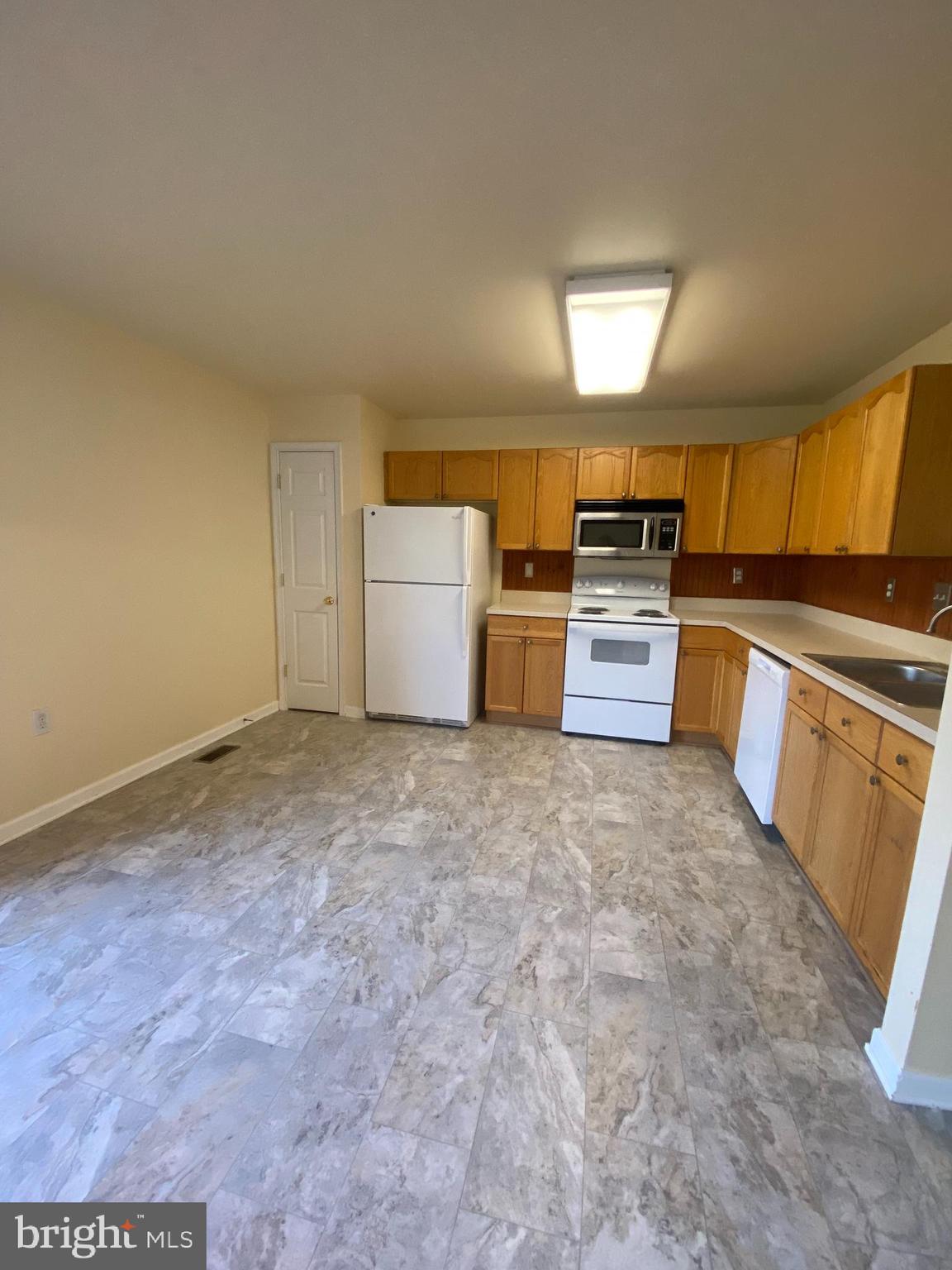 GREEN MEADOWS - Residential