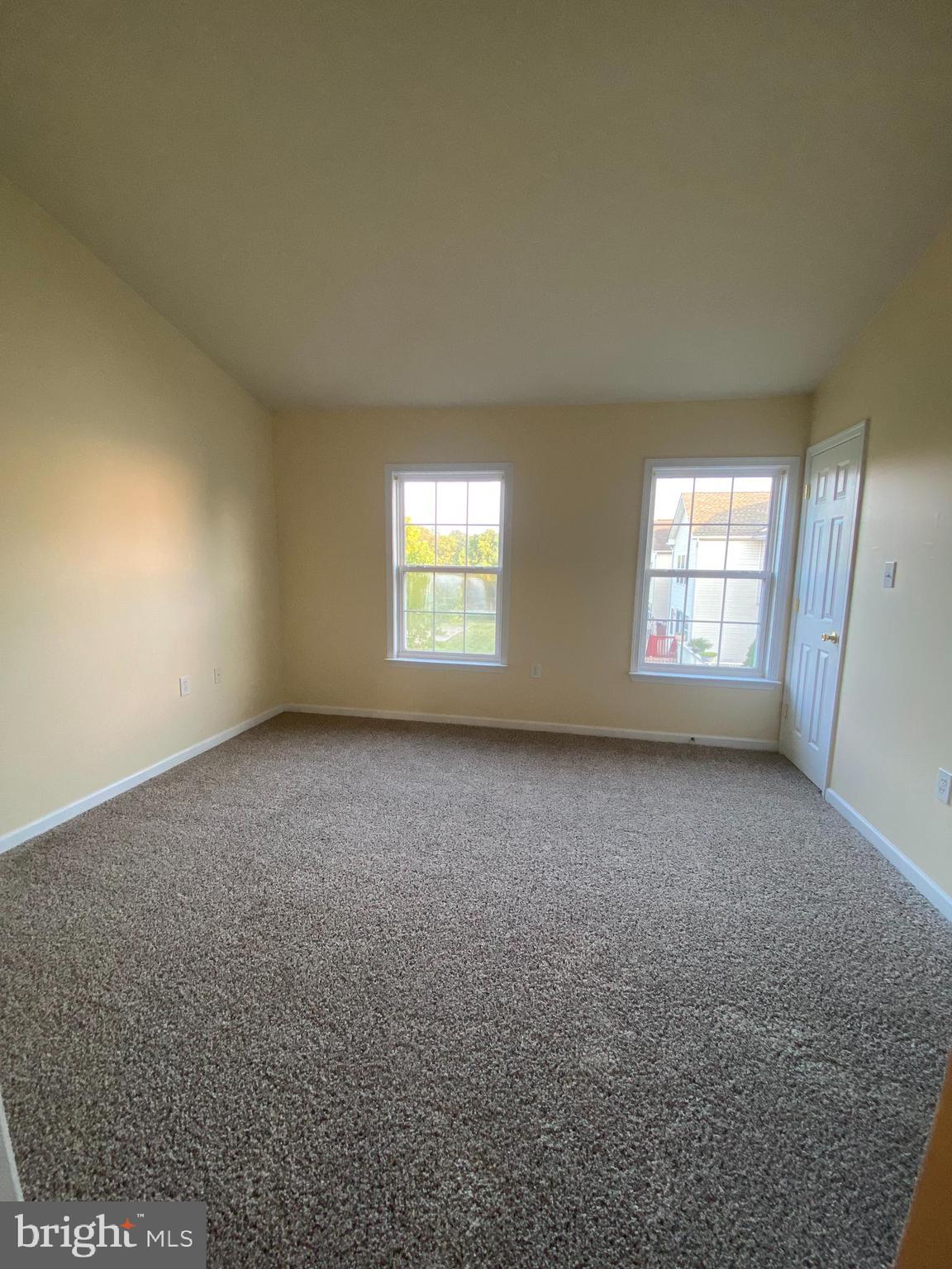 GREEN MEADOWS - Residential