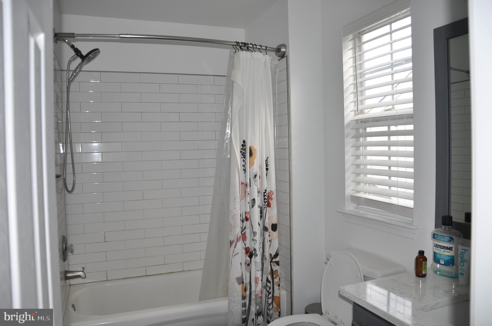 ASHBURN VILLAGE - Residential Lease