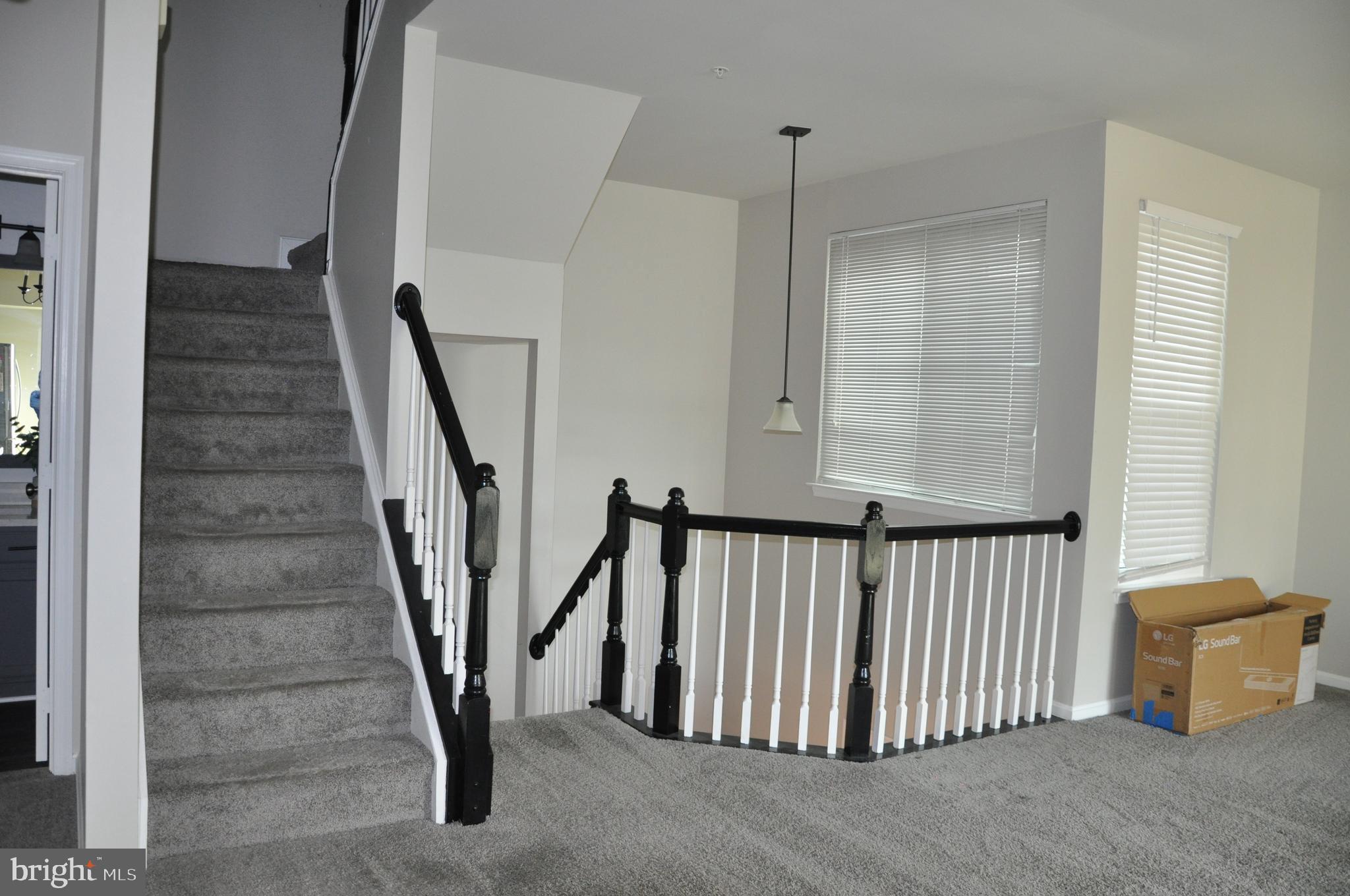 ASHBURN VILLAGE - Residential Lease