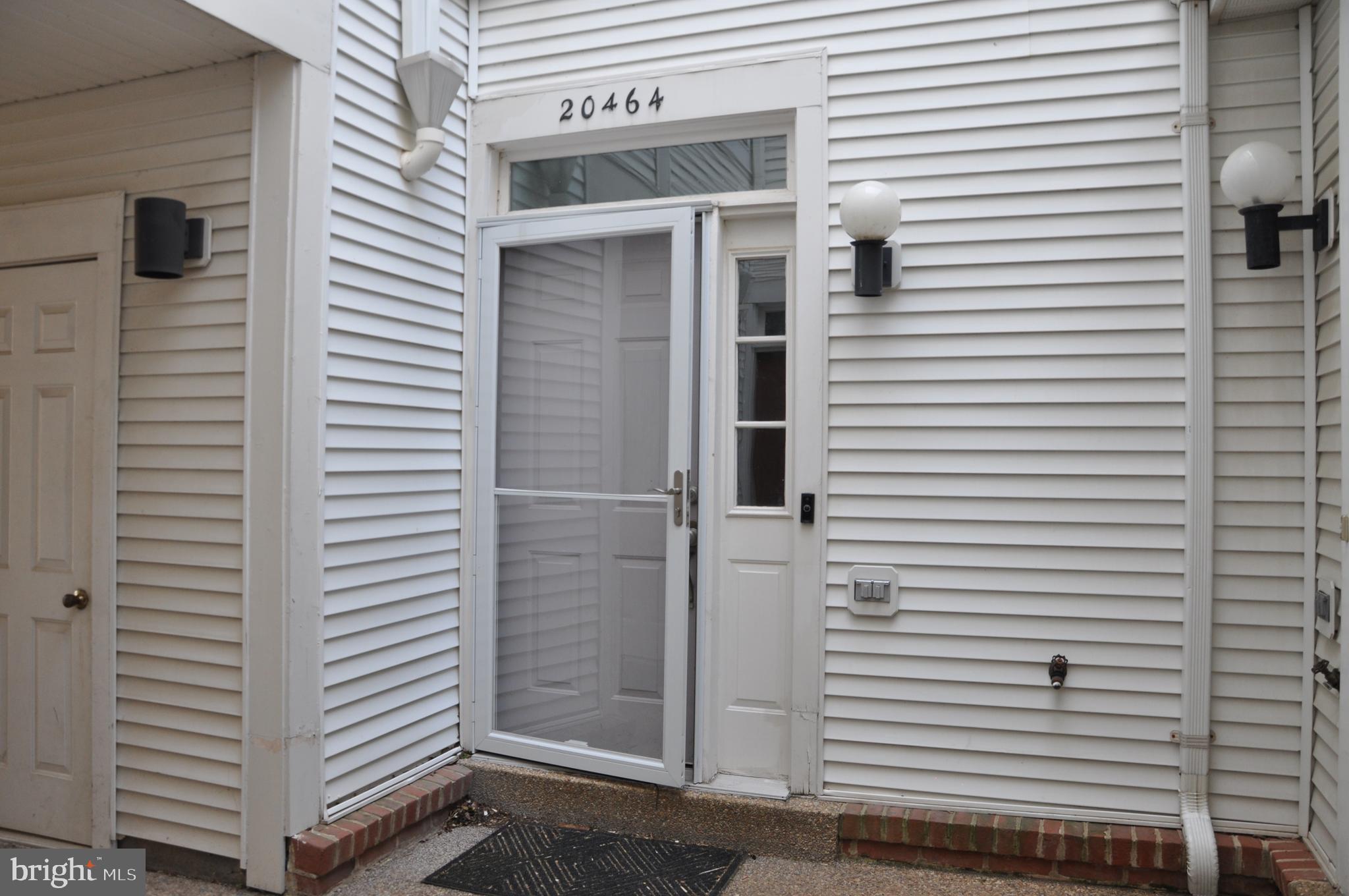 ASHBURN VILLAGE - Residential Lease