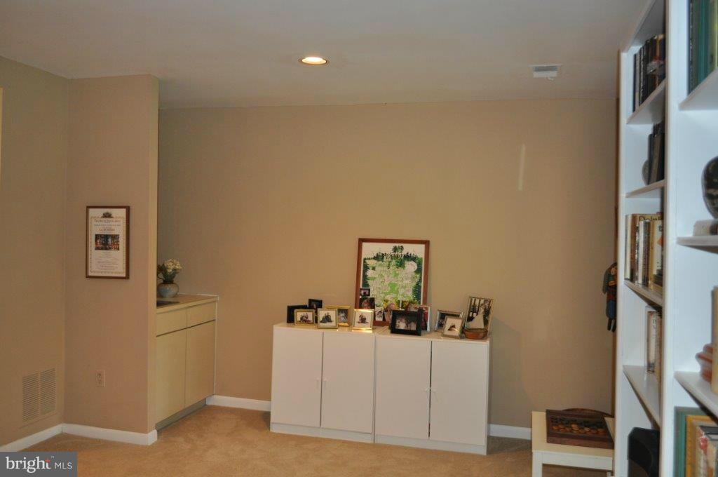 SCARBOROUGH - Residential