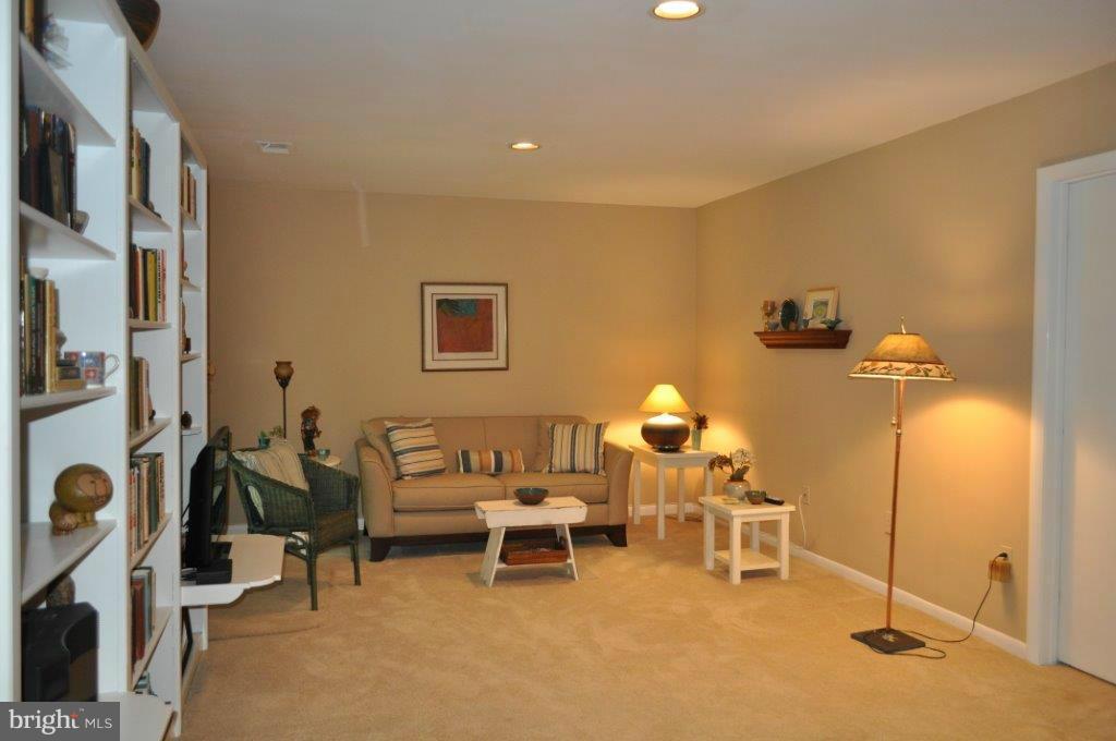 SCARBOROUGH - Residential