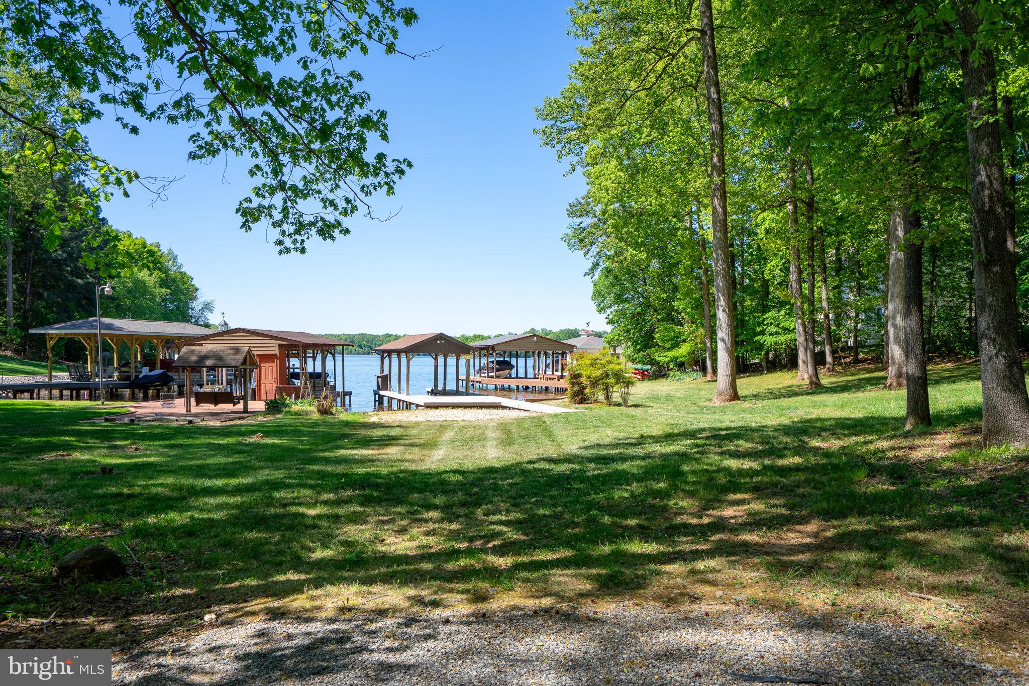 BOTH WATERS ESTATES - Residential