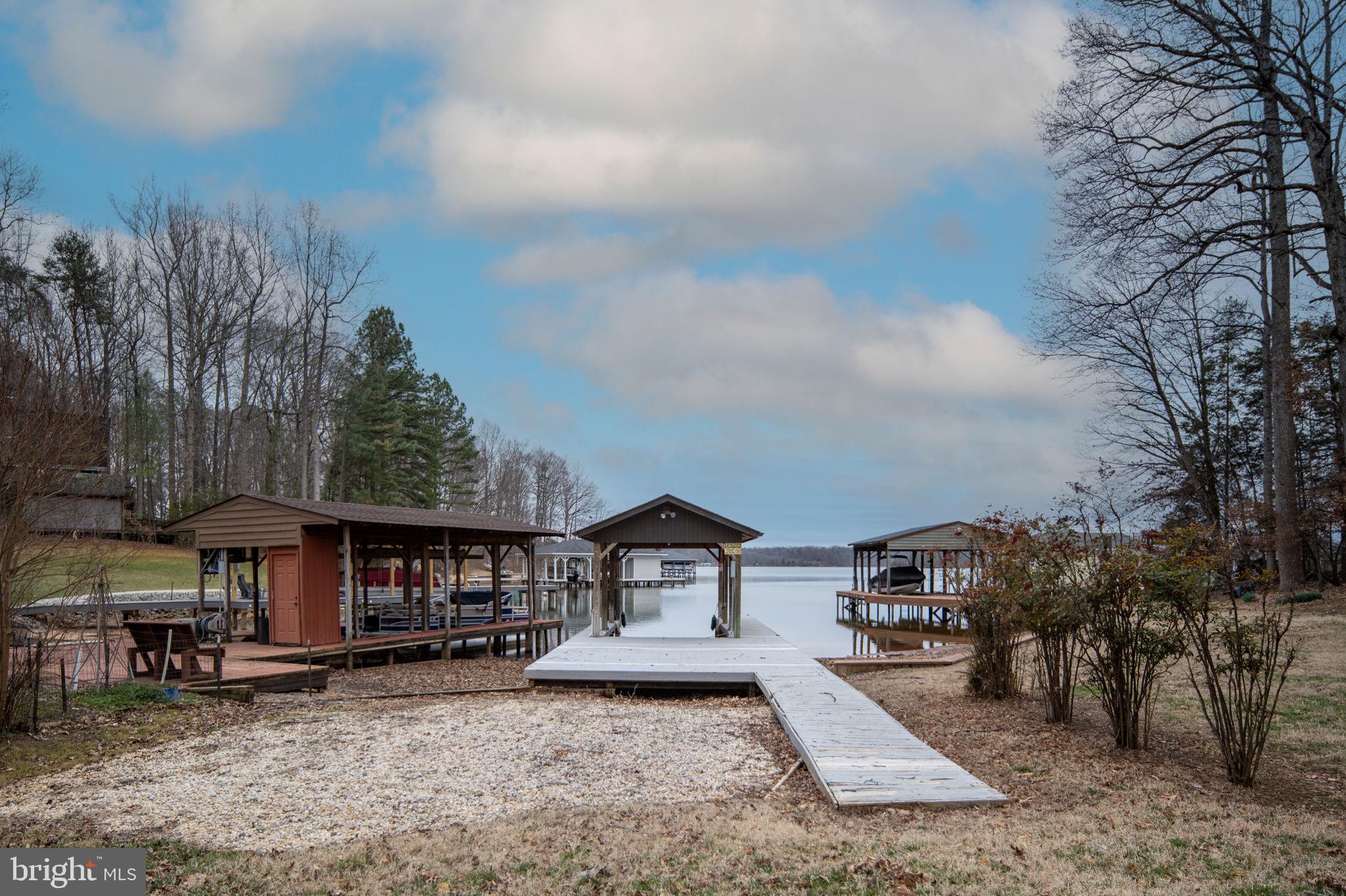 BOTH WATERS ESTATES - Residential