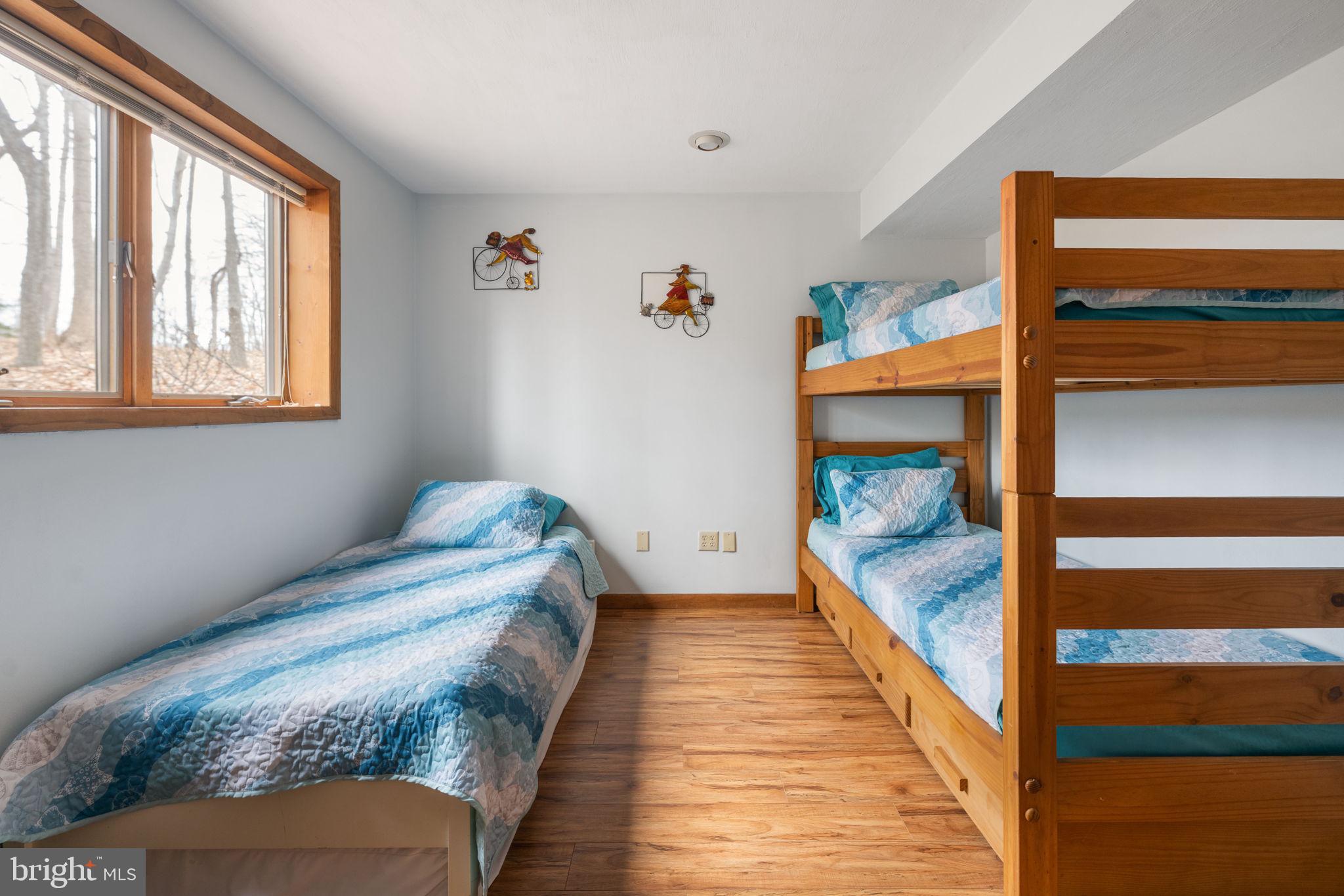 BOTH WATERS ESTATES - Residential