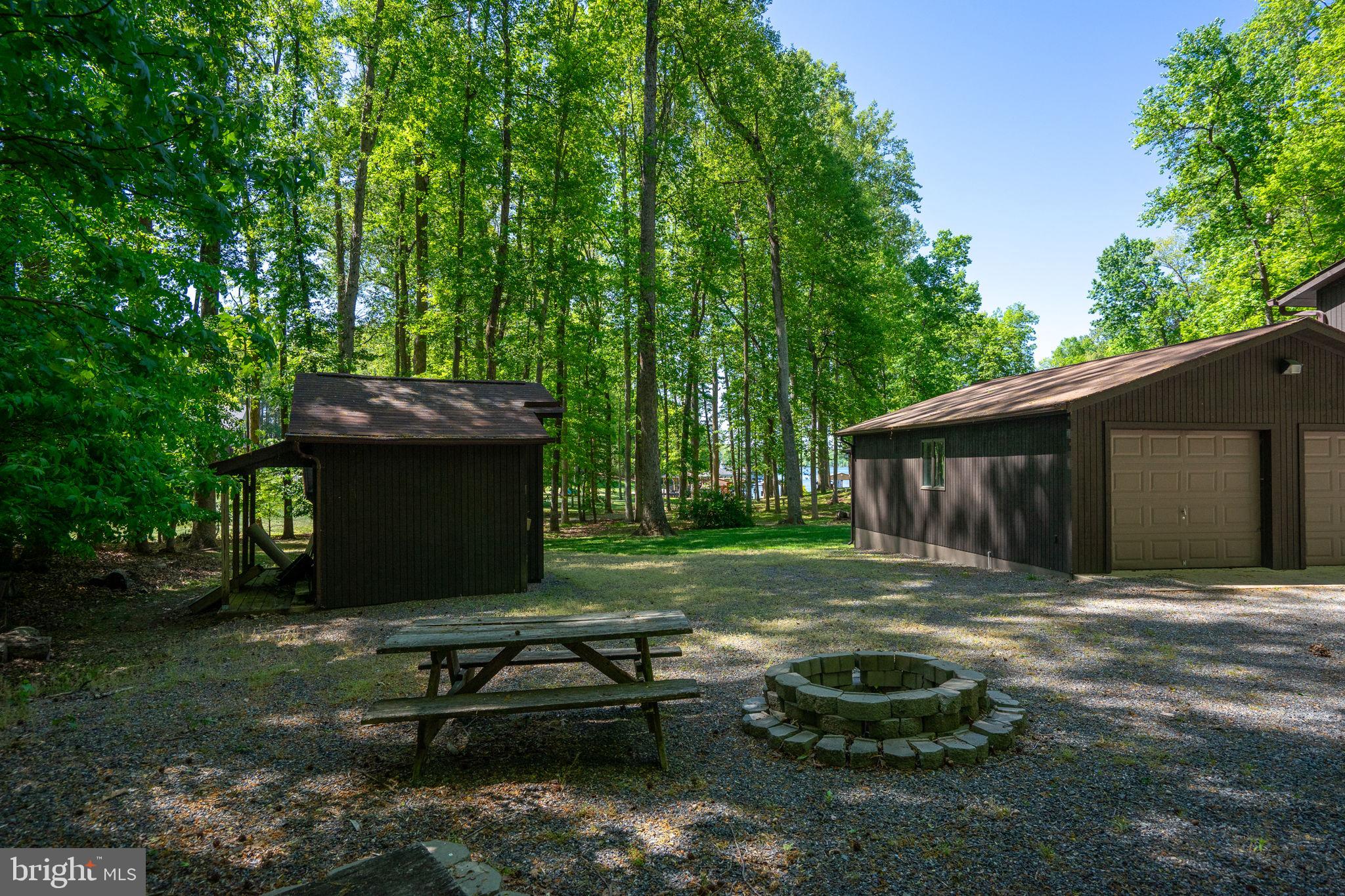 BOTH WATERS ESTATES - Residential