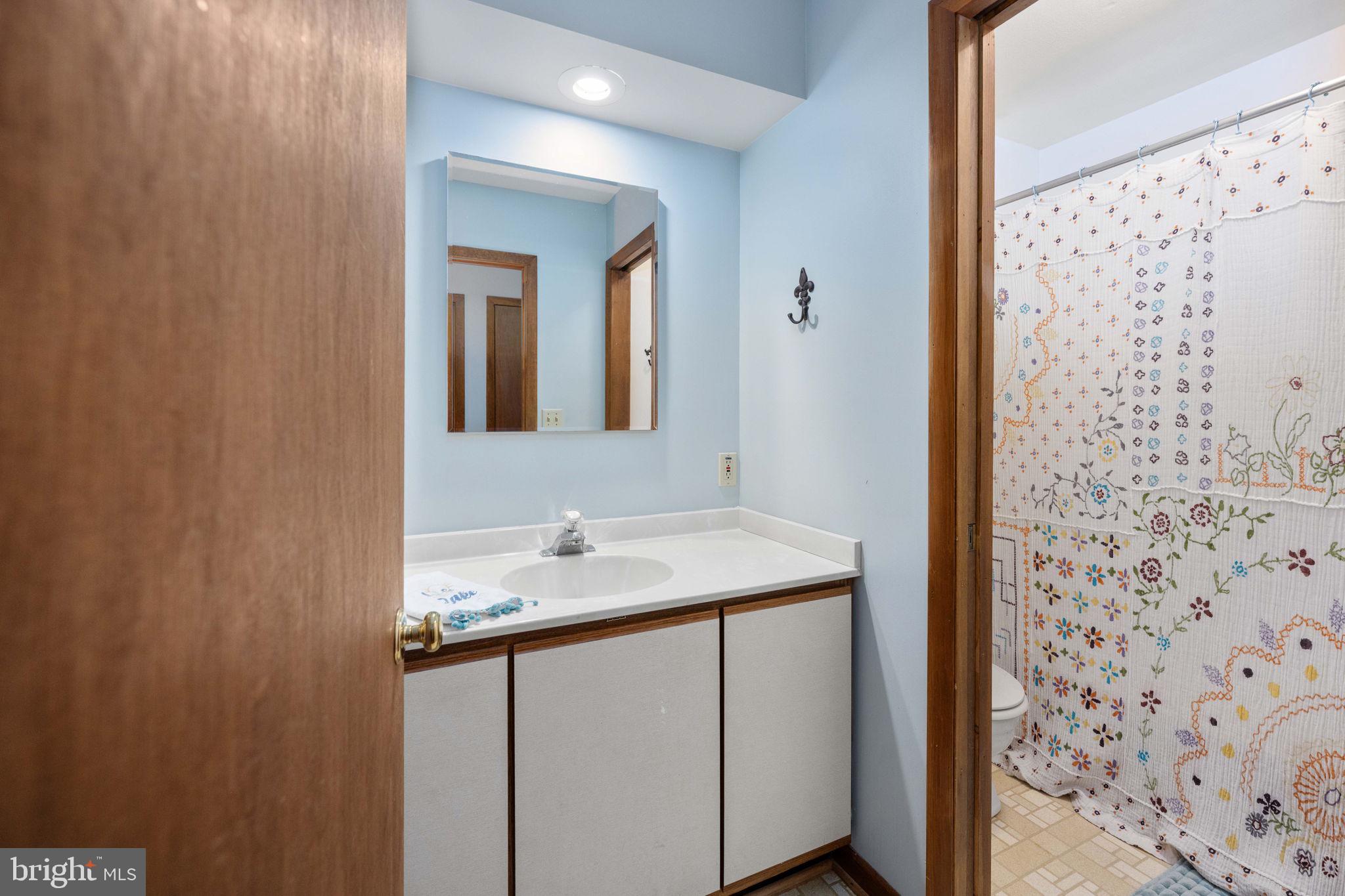 BOTH WATERS ESTATES - Residential