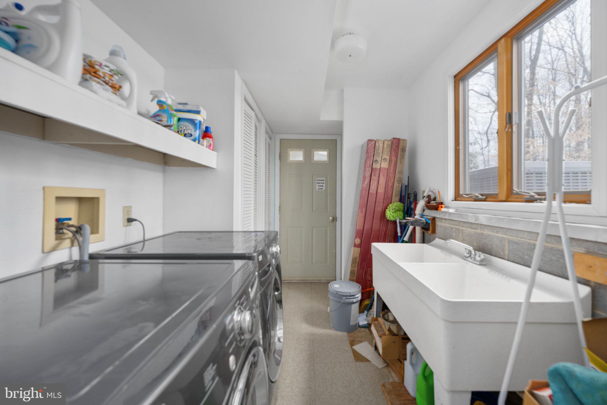 BOTH WATERS ESTATES - Residential