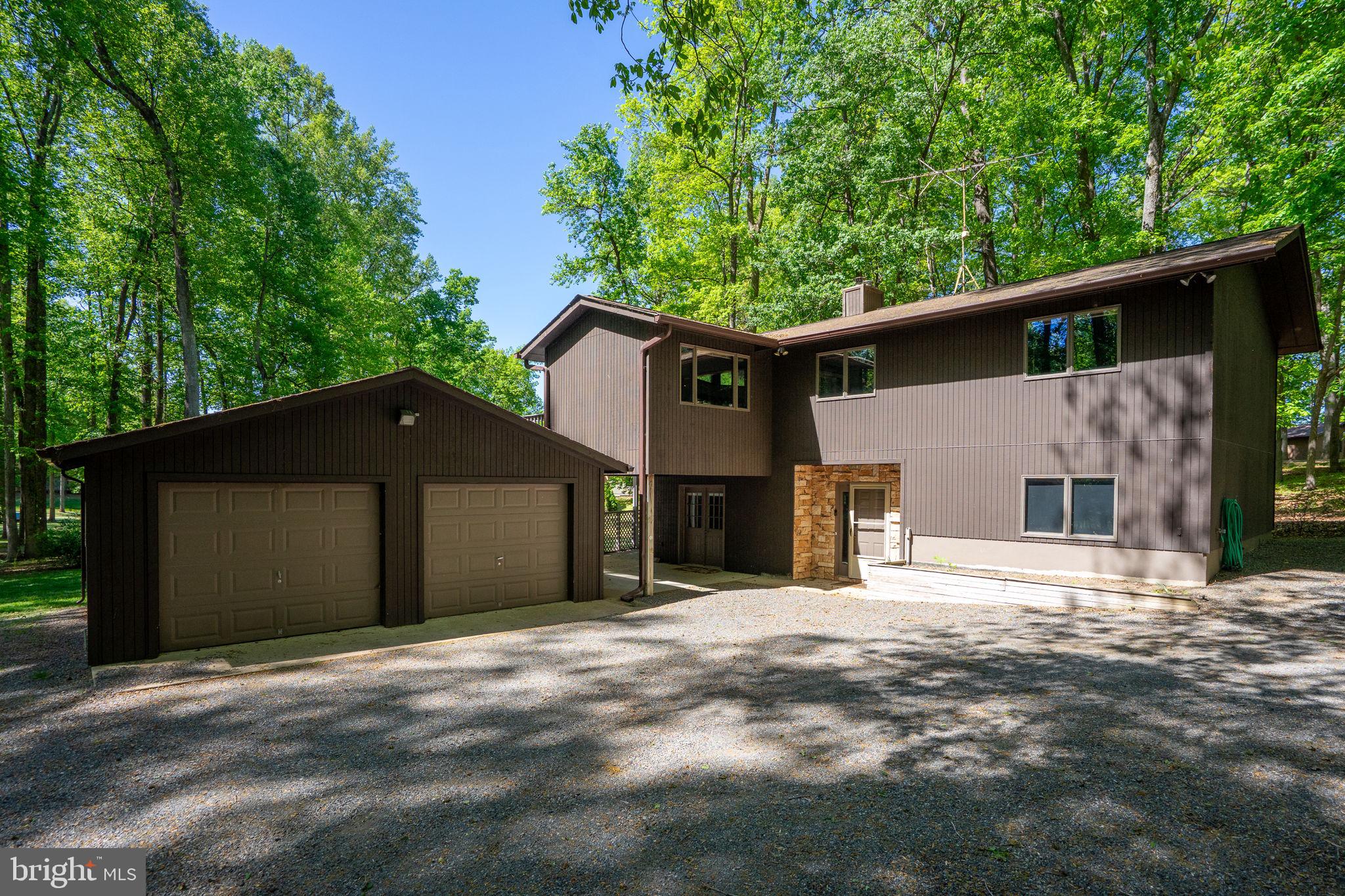 BOTH WATERS ESTATES - Residential