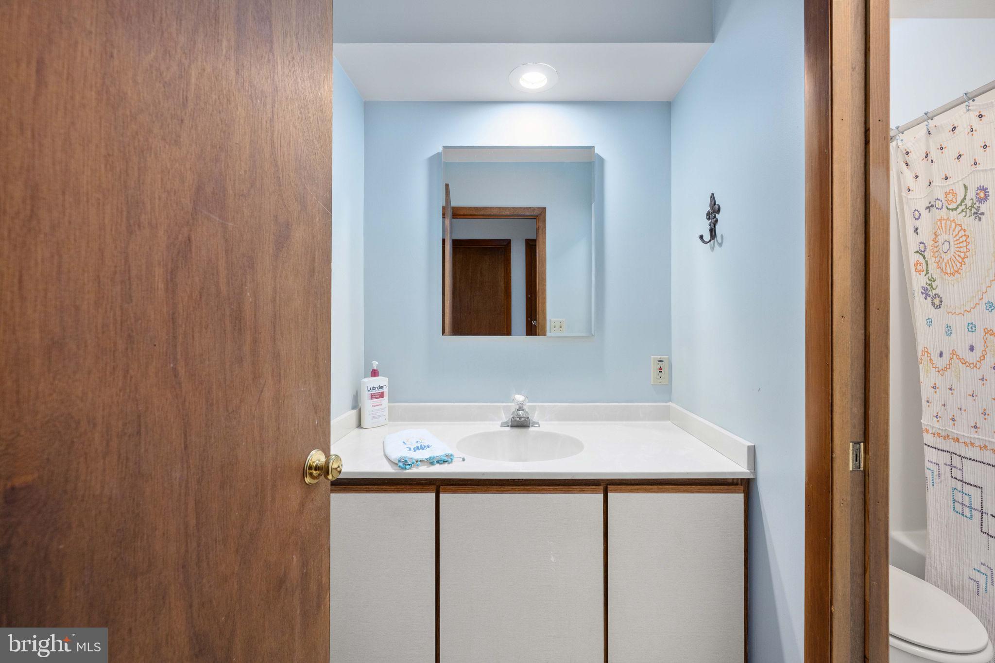 BOTH WATERS ESTATES - Residential