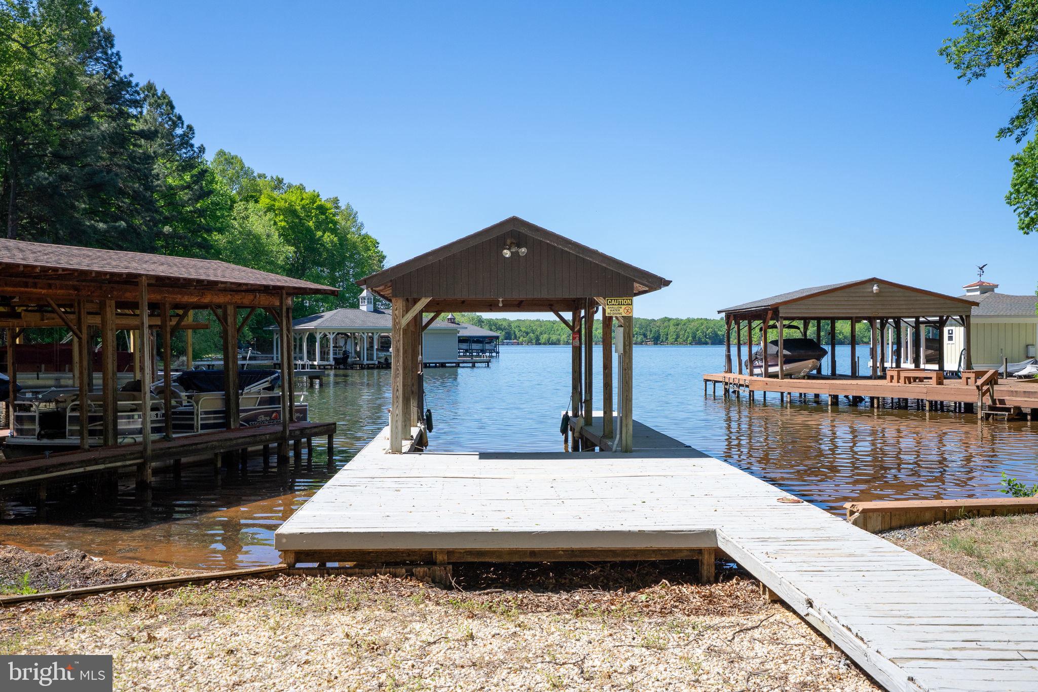 BOTH WATERS ESTATES - Residential