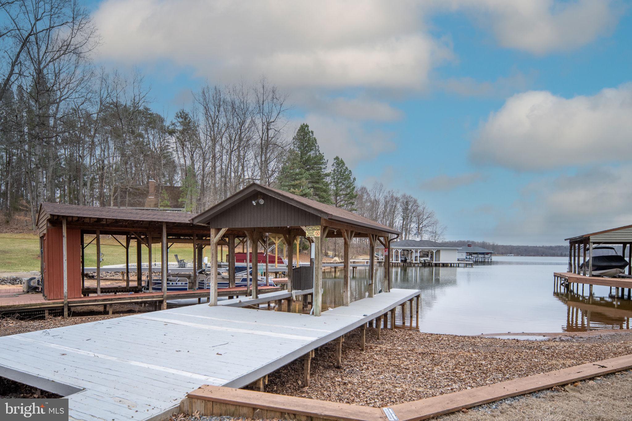 BOTH WATERS ESTATES - Residential