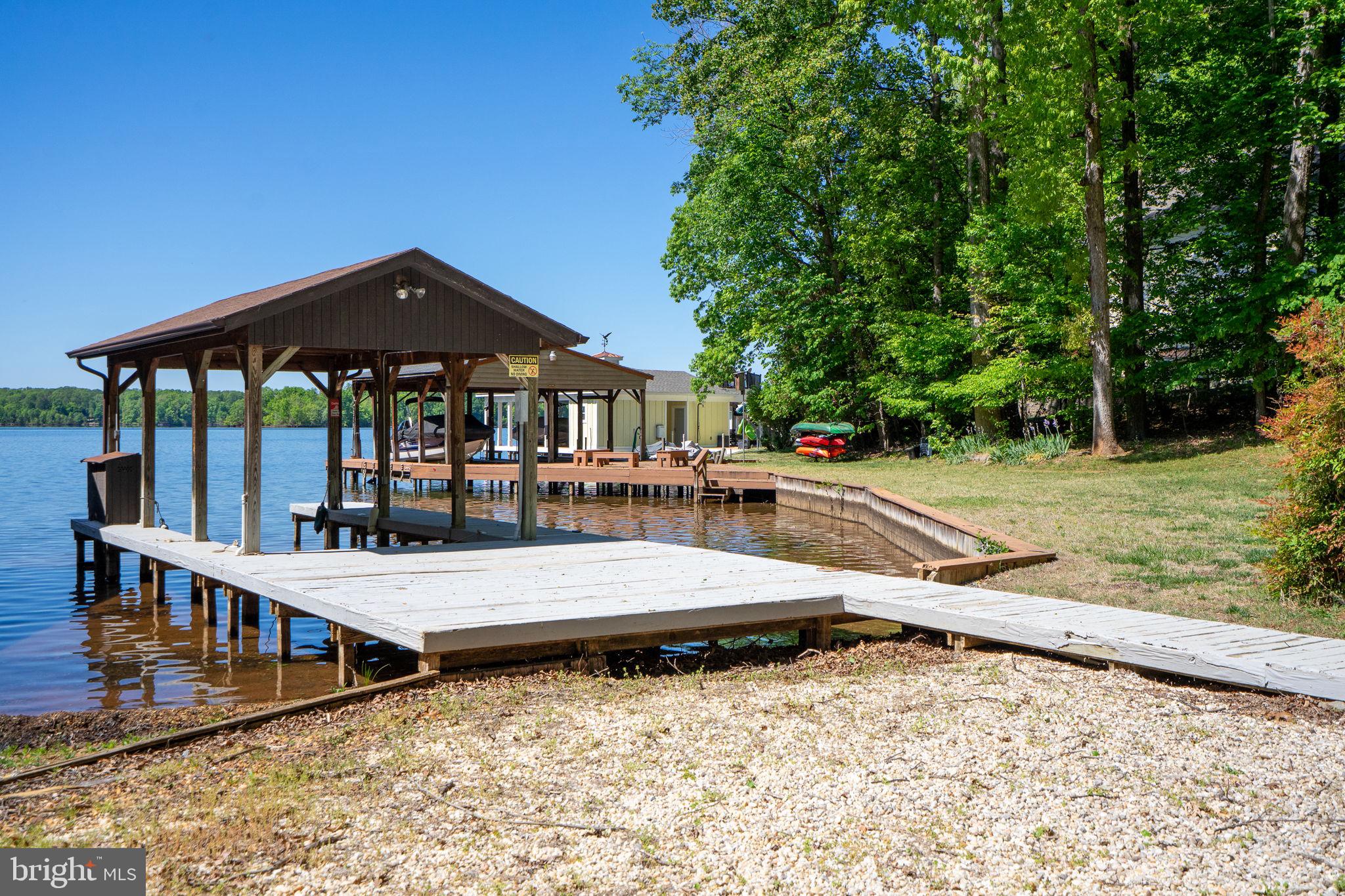 BOTH WATERS ESTATES - Residential