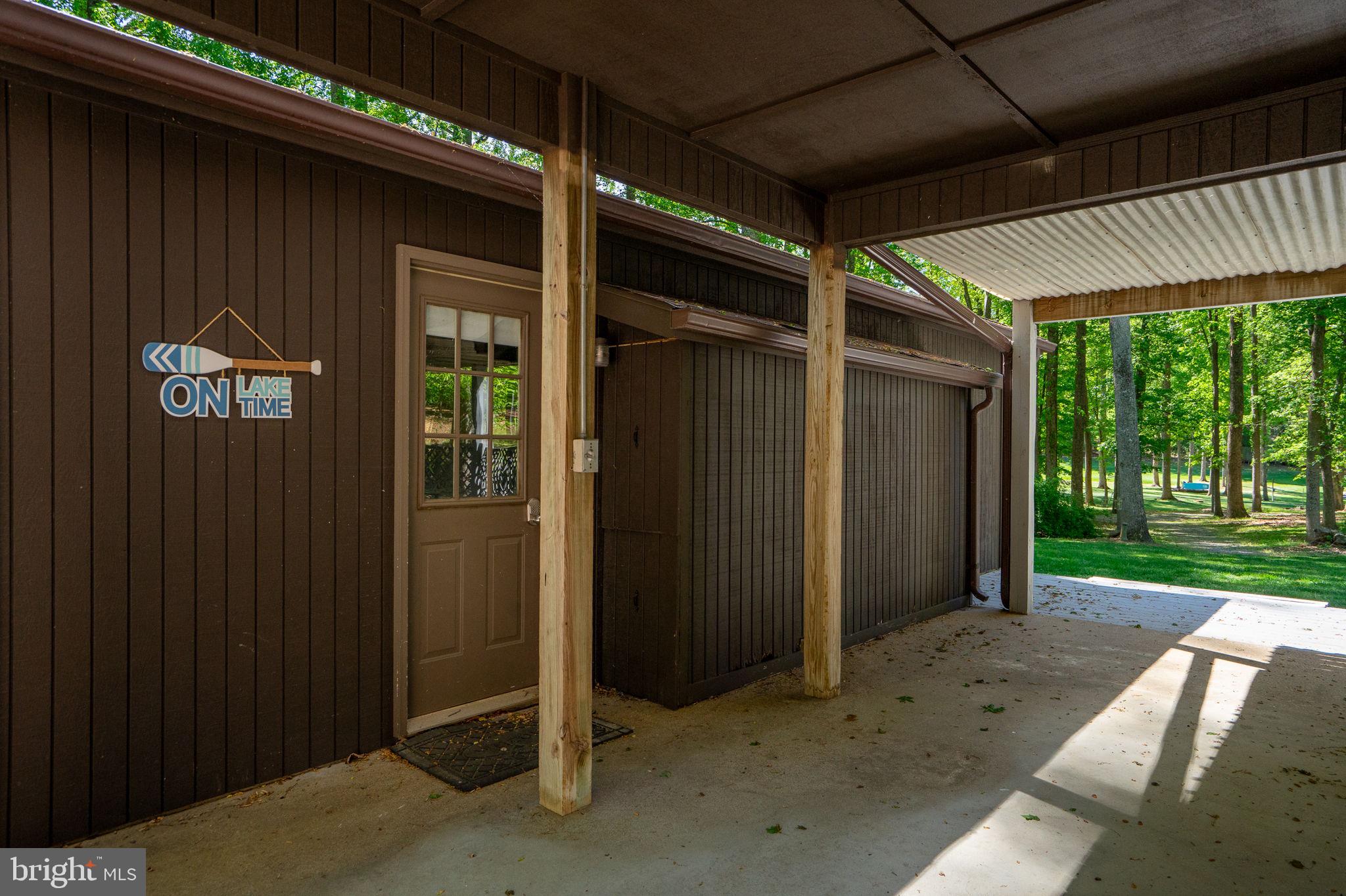 BOTH WATERS ESTATES - Residential
