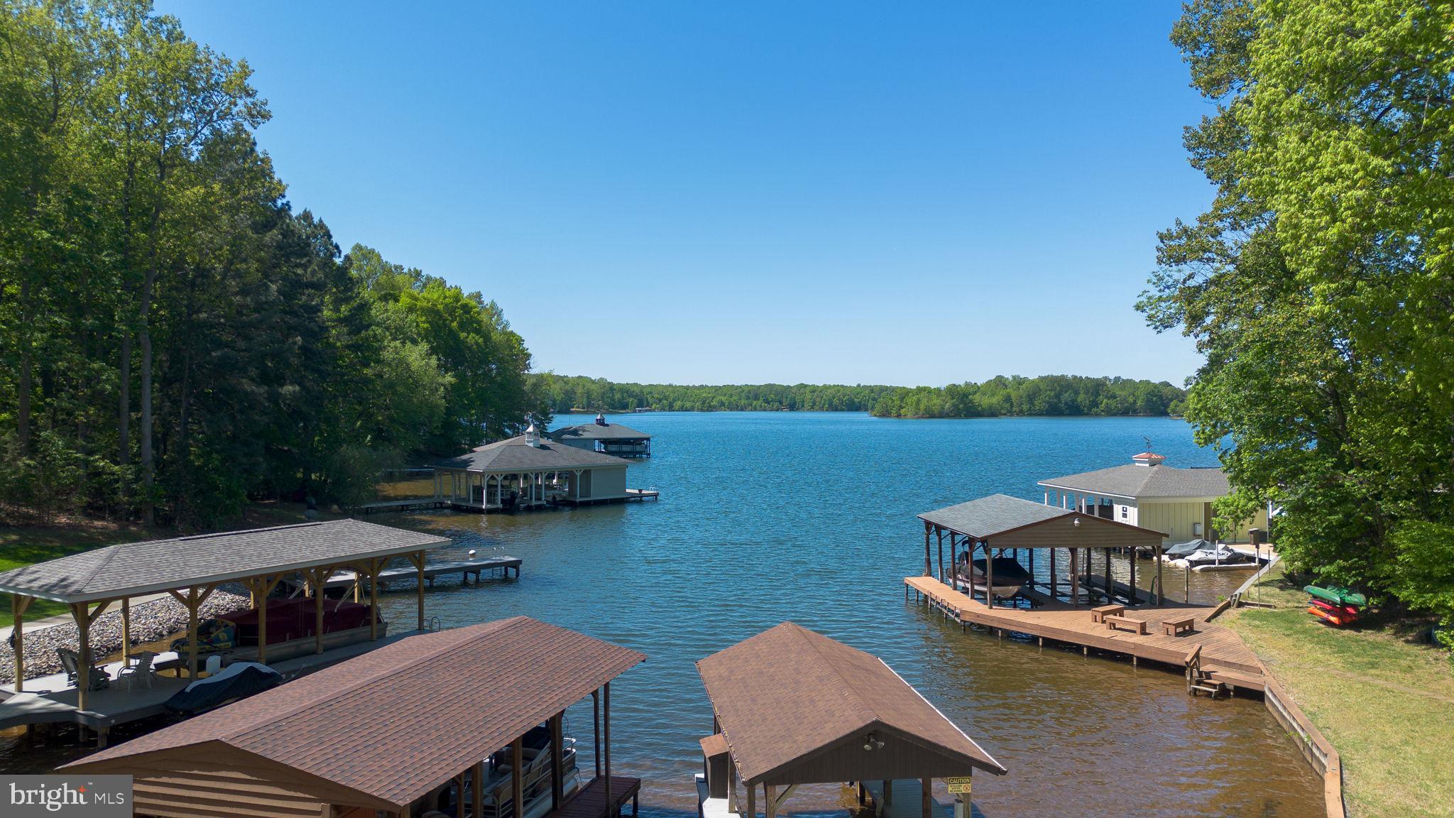BOTH WATERS ESTATES - Residential