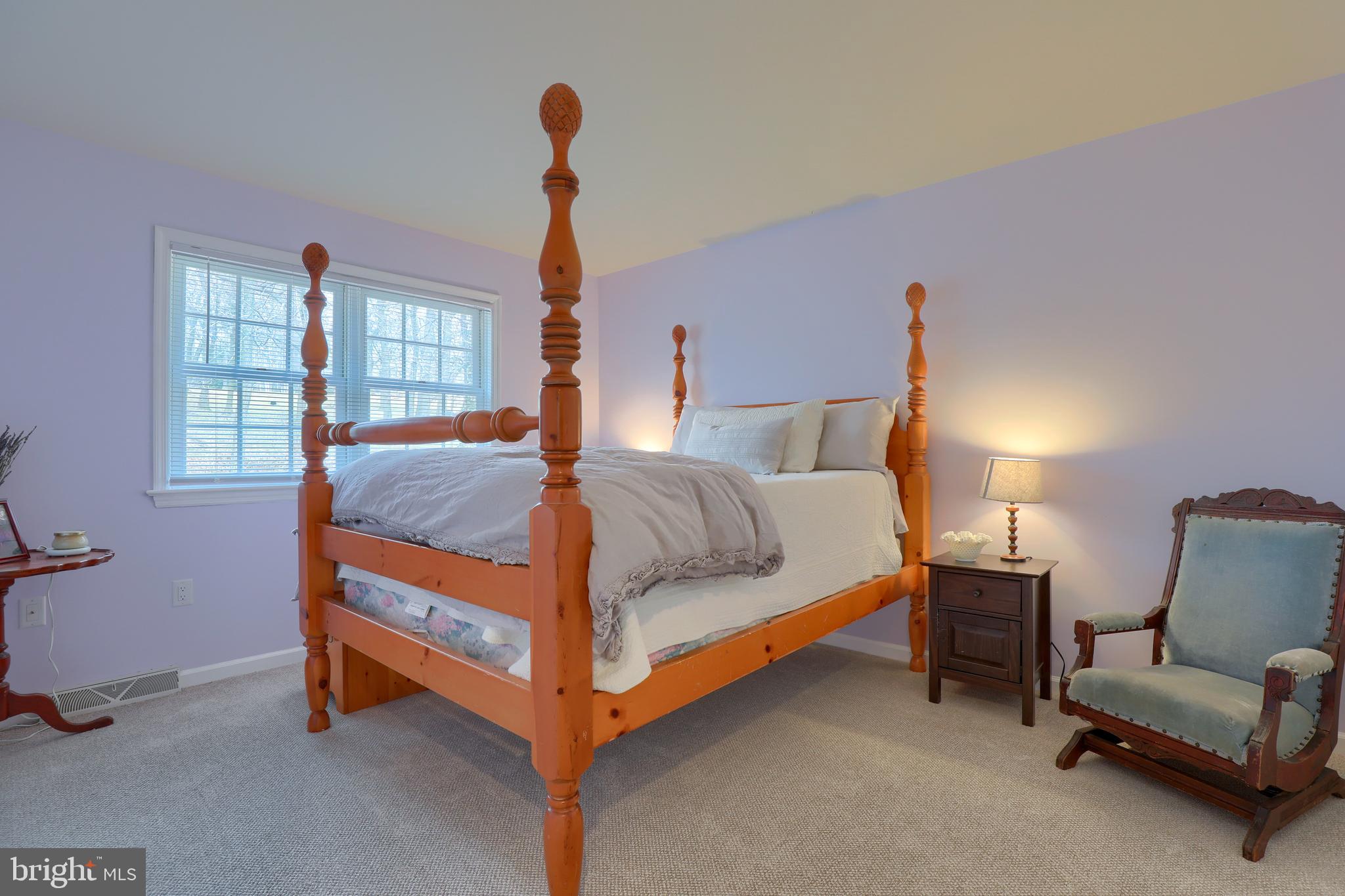 WOODLAND HILLS - Residential