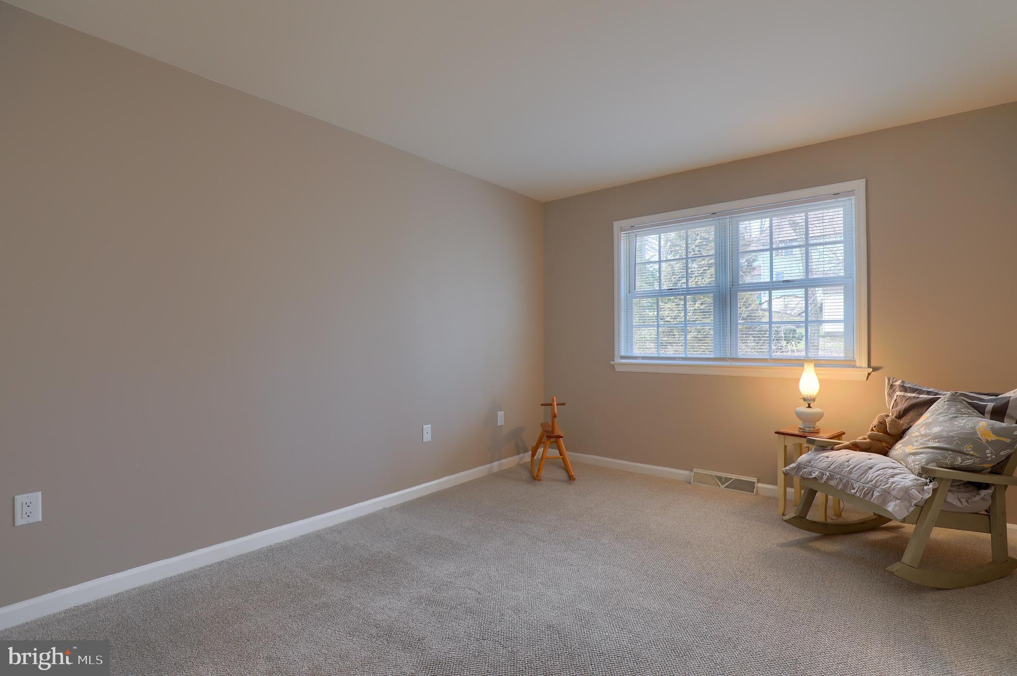 WOODLAND HILLS - Residential