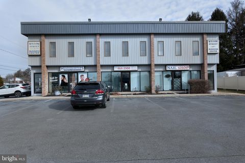 Photo of 2929 Willow Street Pike, WILLOW STREET, PA 17584 (MLS # PALA2081860)