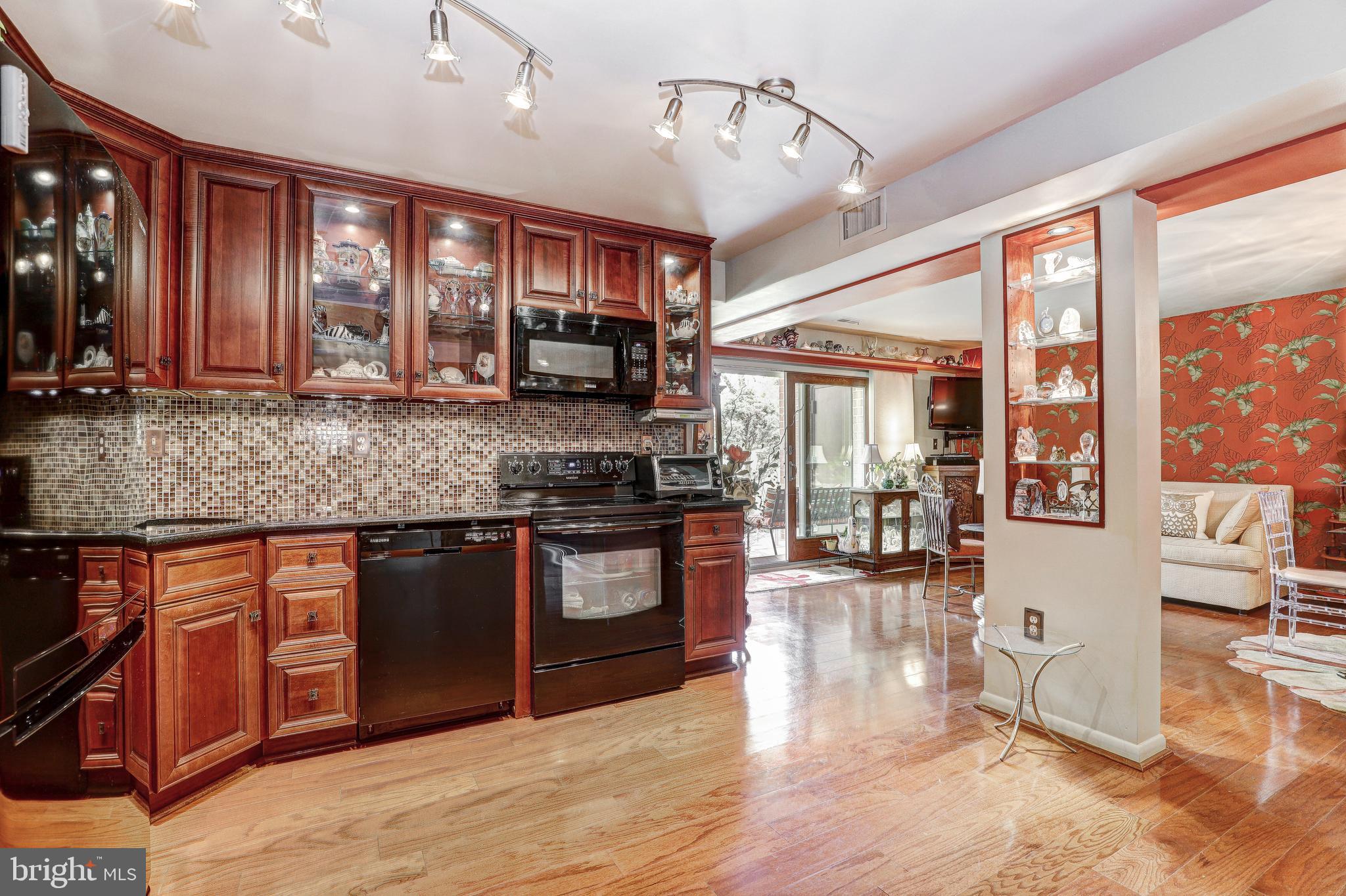 MAYS CHAPEL - Residential