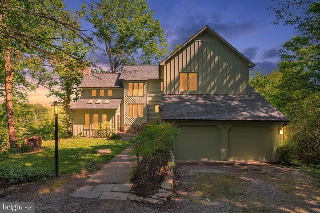 Photo of 379 Wood Landing Road, FREDERICKSBURG, VA 22405 (MLS # VAST2048602)
