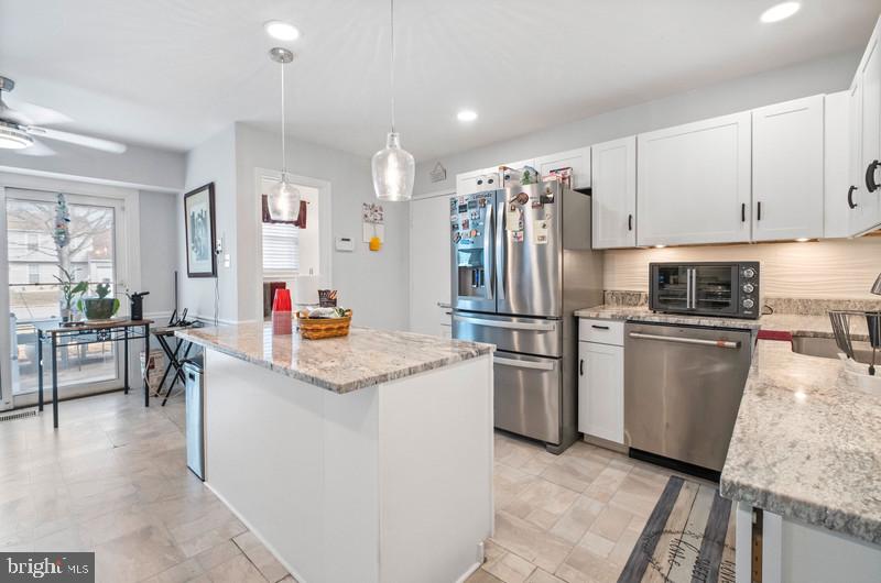 TANTALLON ON THE POTOMAC - Residential