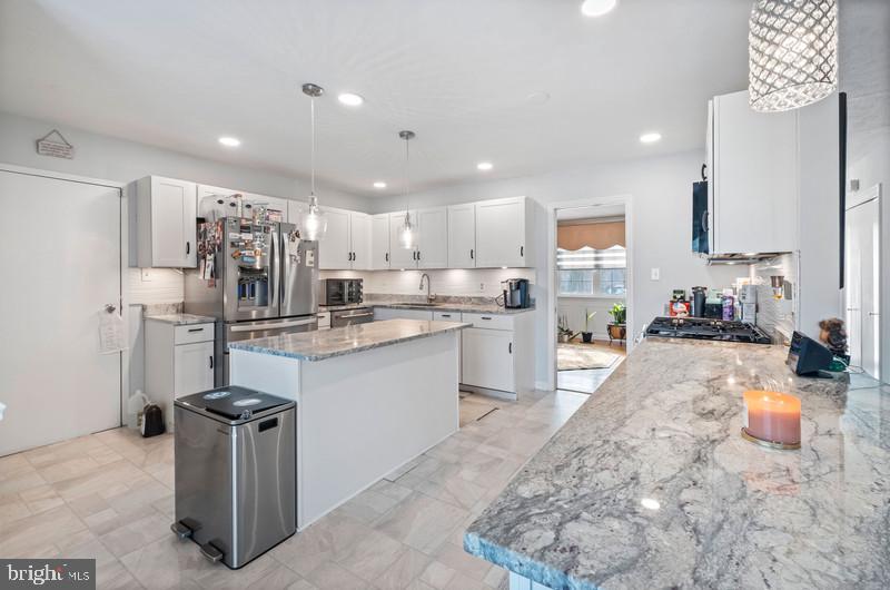 TANTALLON ON THE POTOMAC - Residential