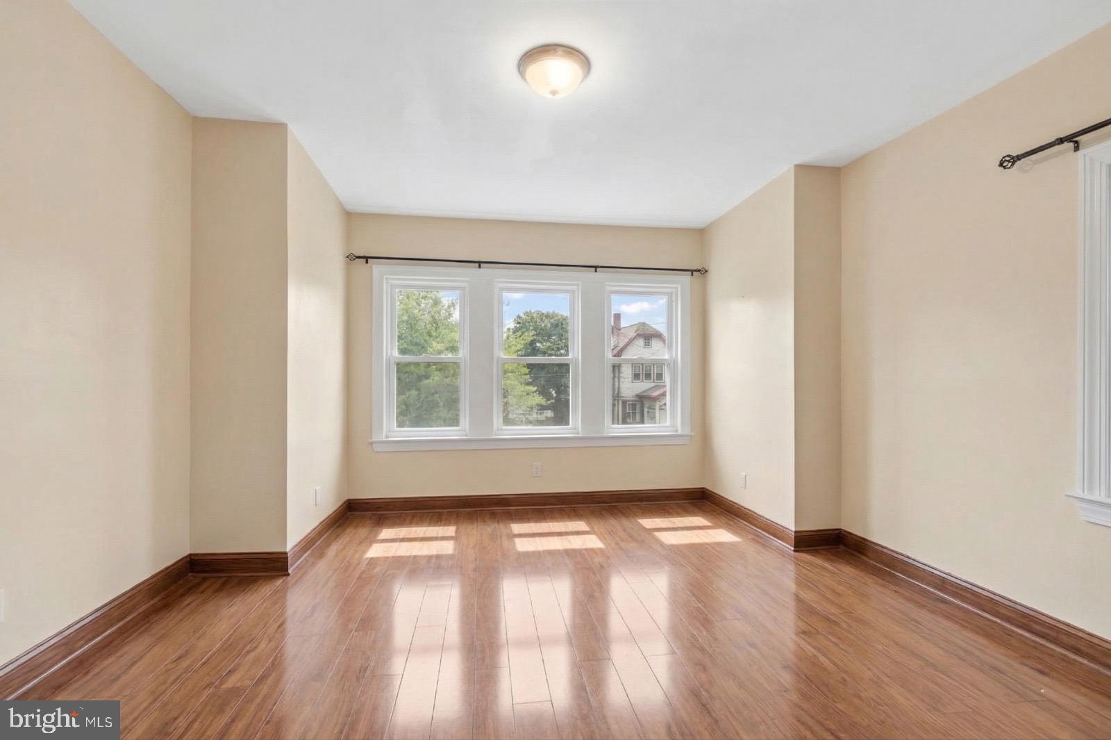 COBBS CREEK - Residential