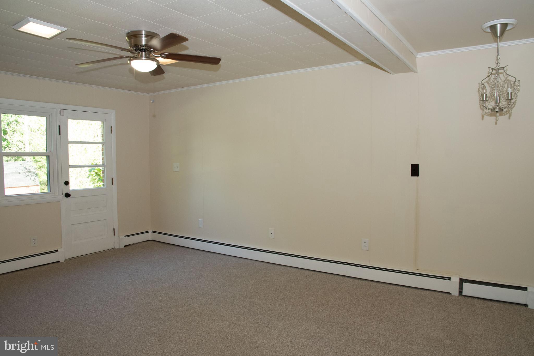 NOB HILL ESTATES - Residential